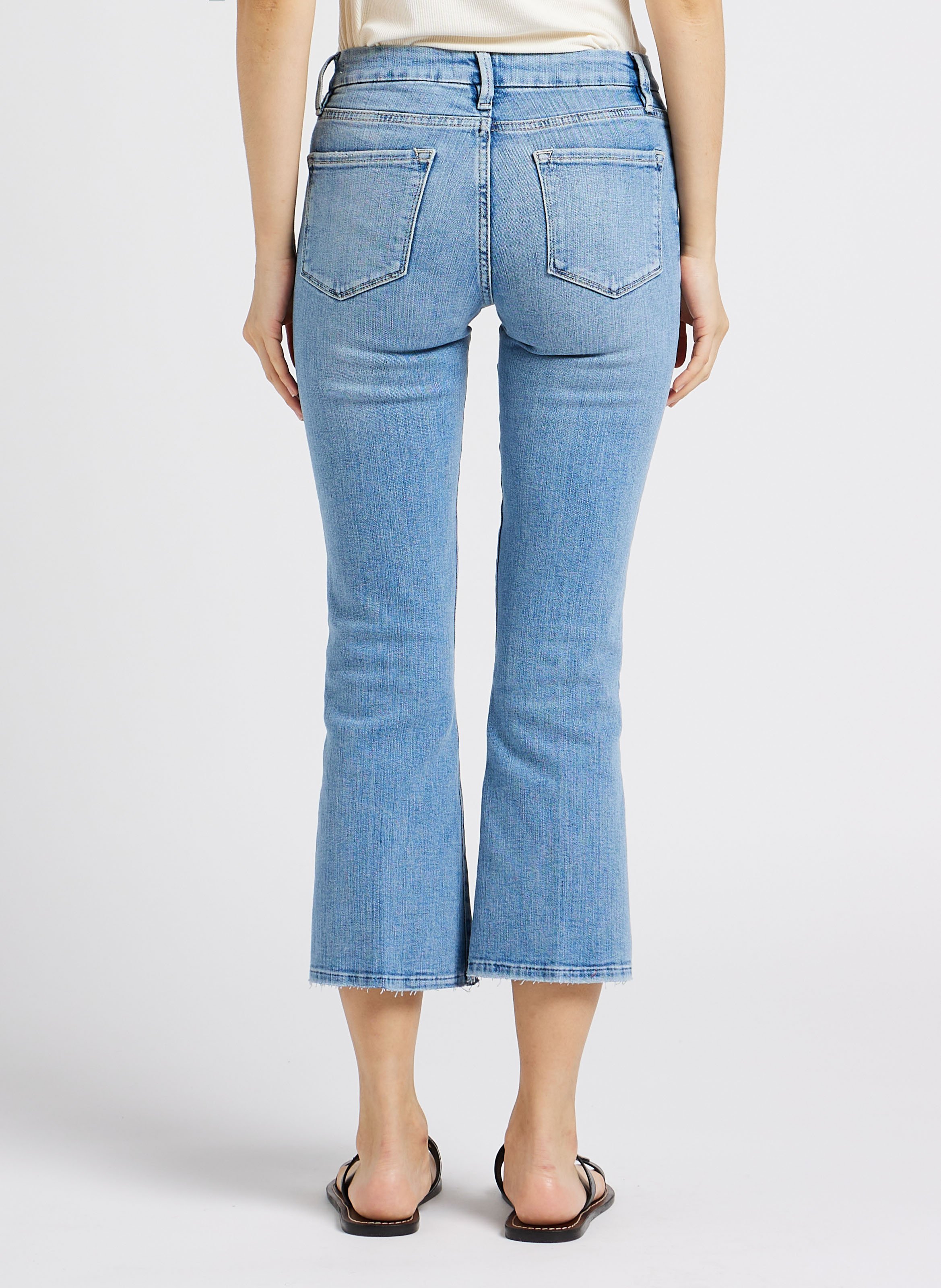 Jean cropped évasé FRAME Jean Délavé