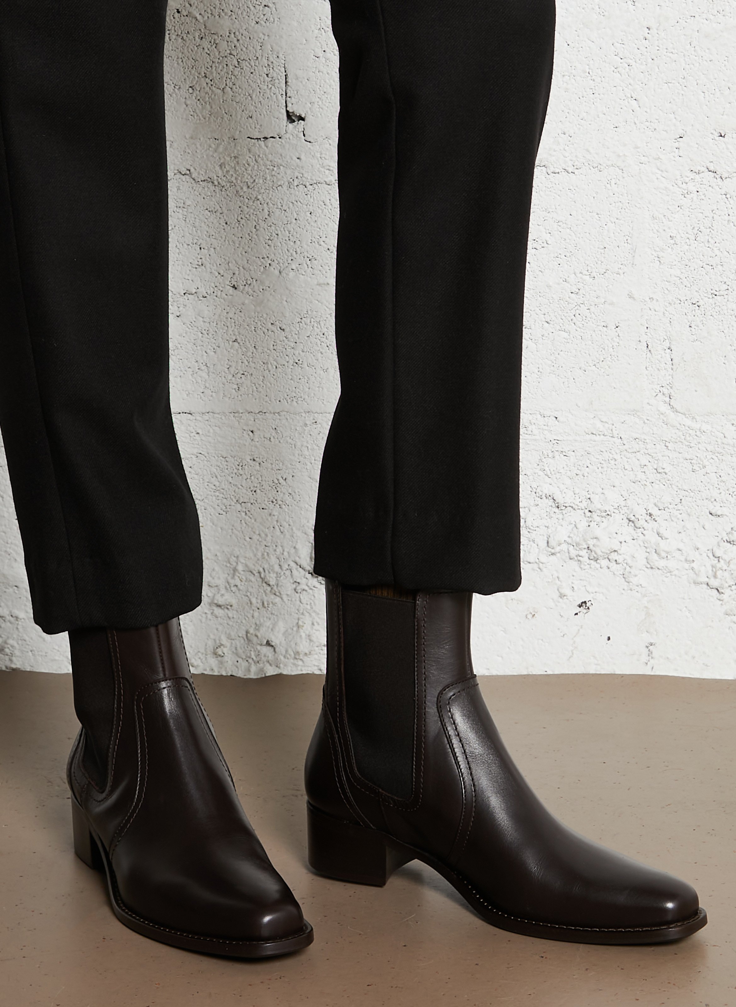 Plain leather elastic ankle boots MAISON 123 Brown