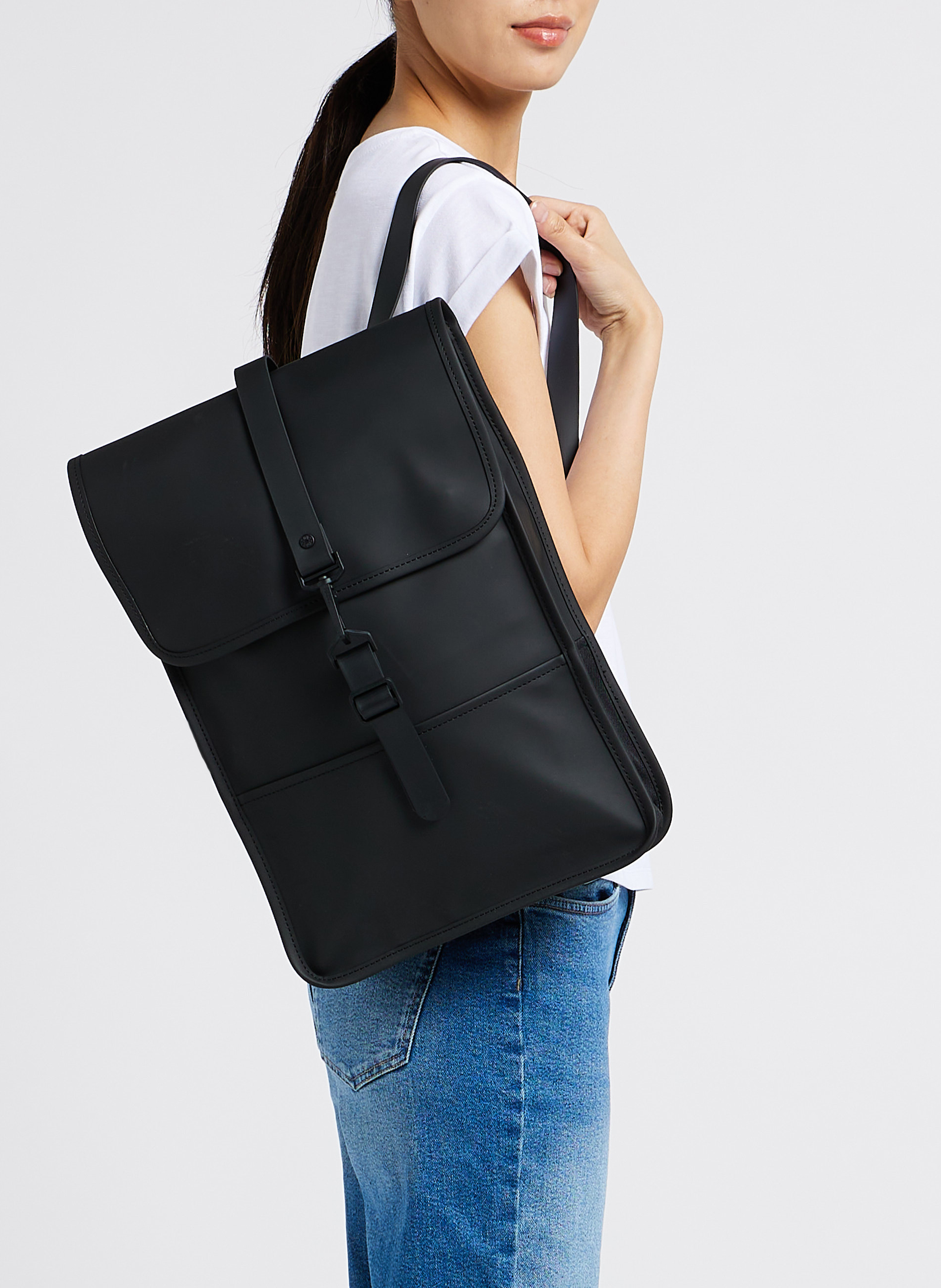 Sac à dos imperméable RAINS Noir