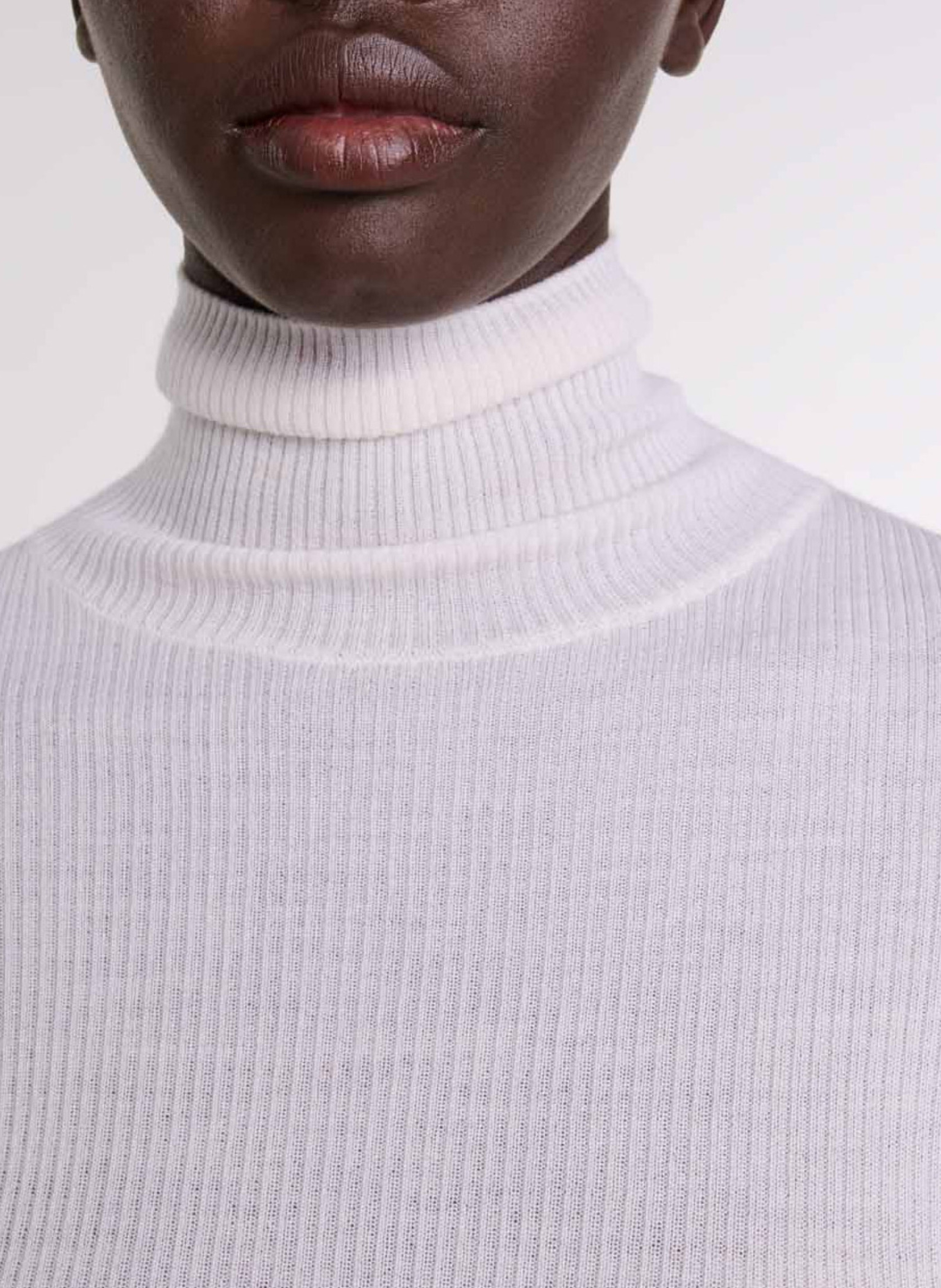 Pull col roulé en laine et en soie mélangés MAJE Beige