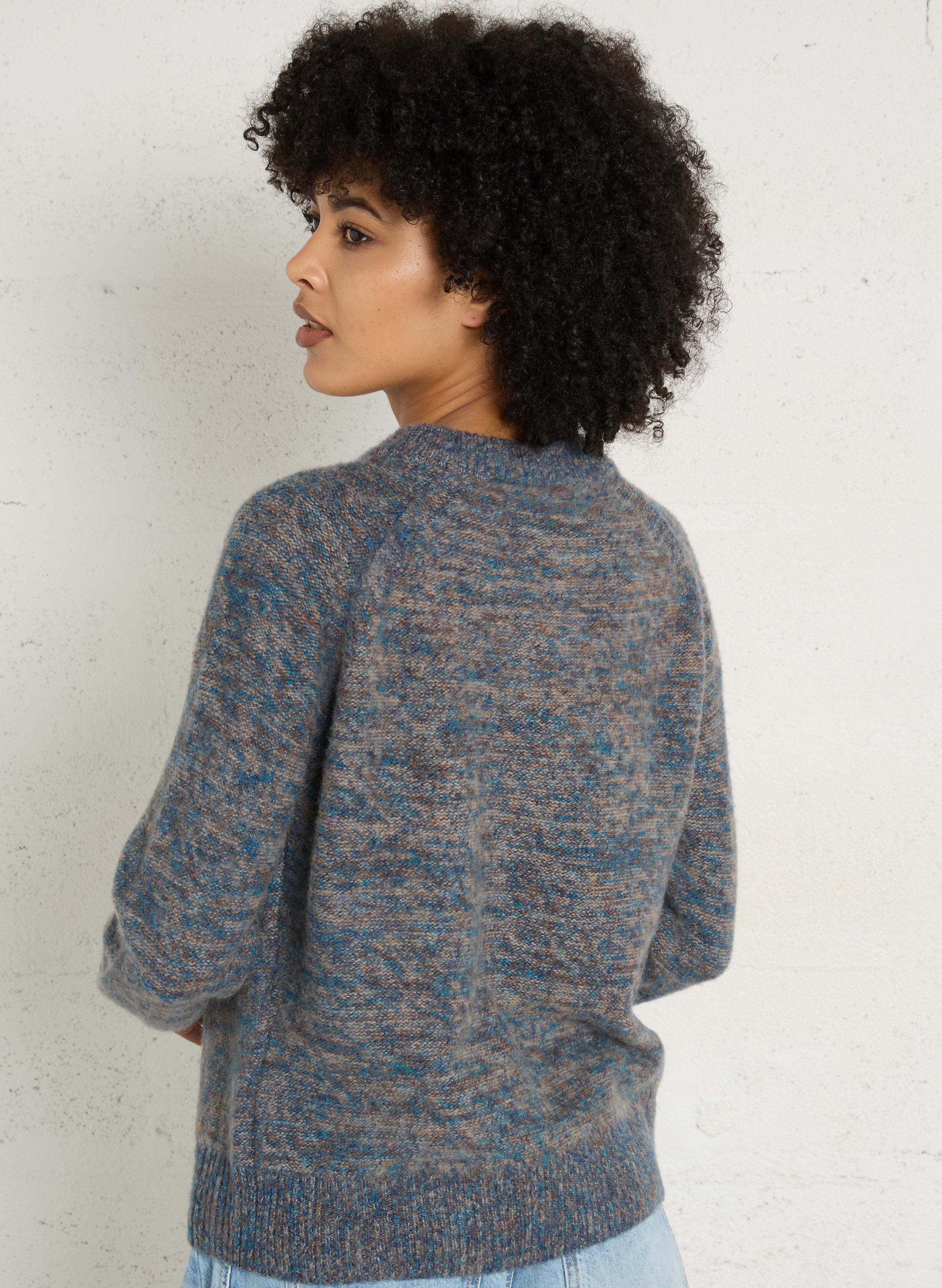 Round neck straight fit cashmere sweater in mottled grey MAISON 123 Blue