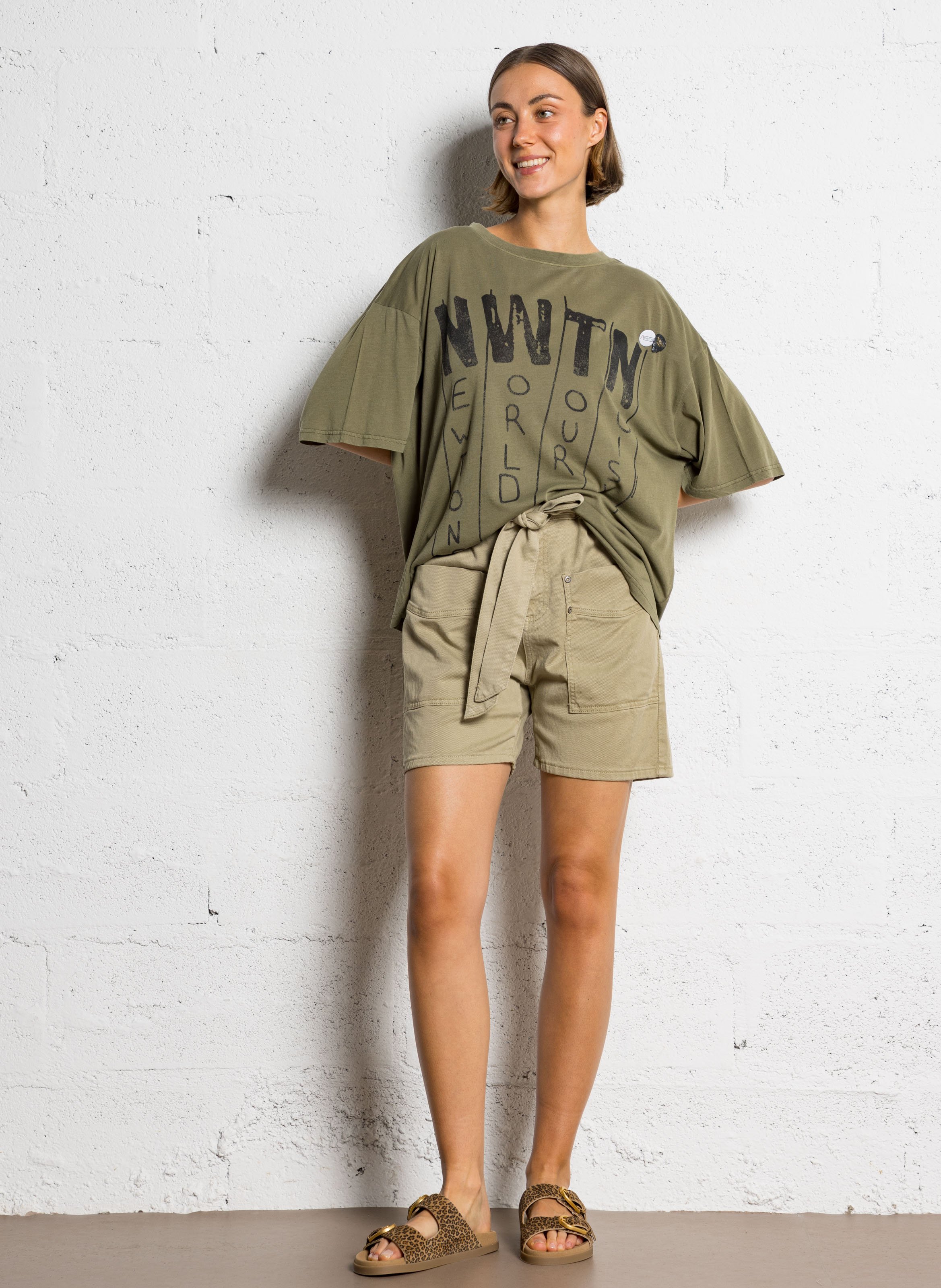 Einfarbiges Langarm-Top mit Rundhalsausschnitt Khaki