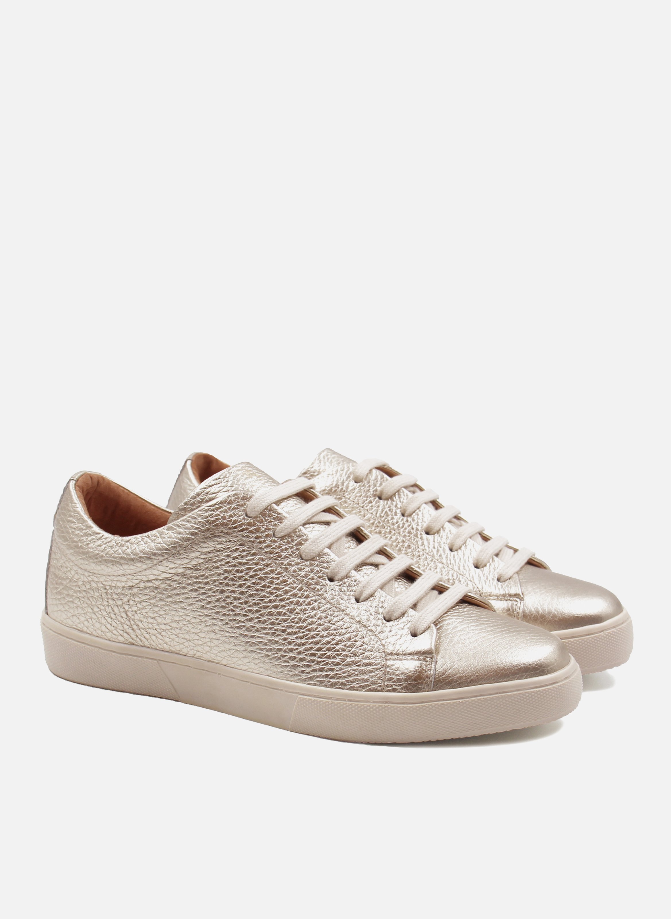 Lace-up metallic grained leather tennis shoes JULES & JENN Golden