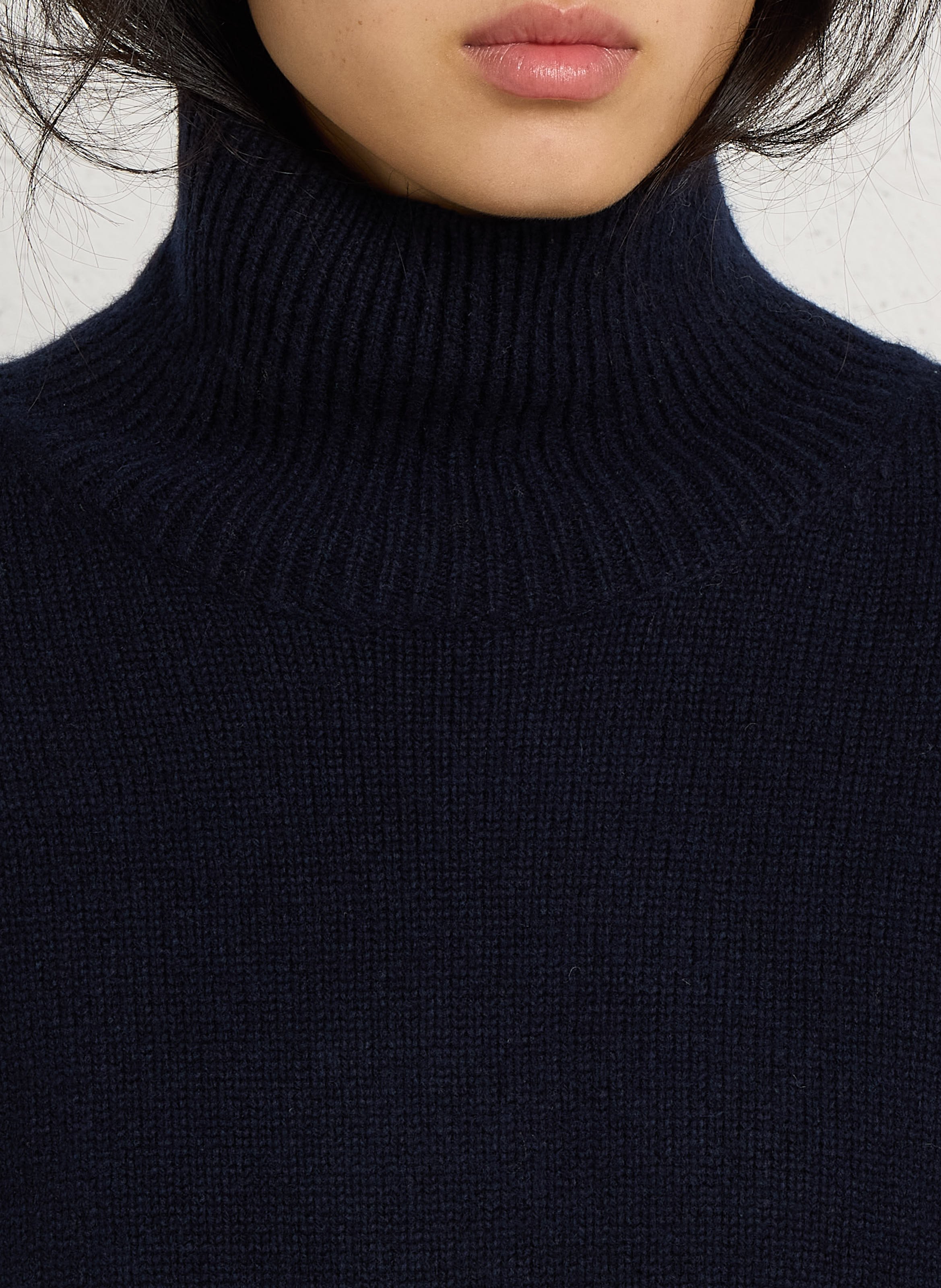 Loose-fit wool-blend sweater with high neck BELLEROSE Blue