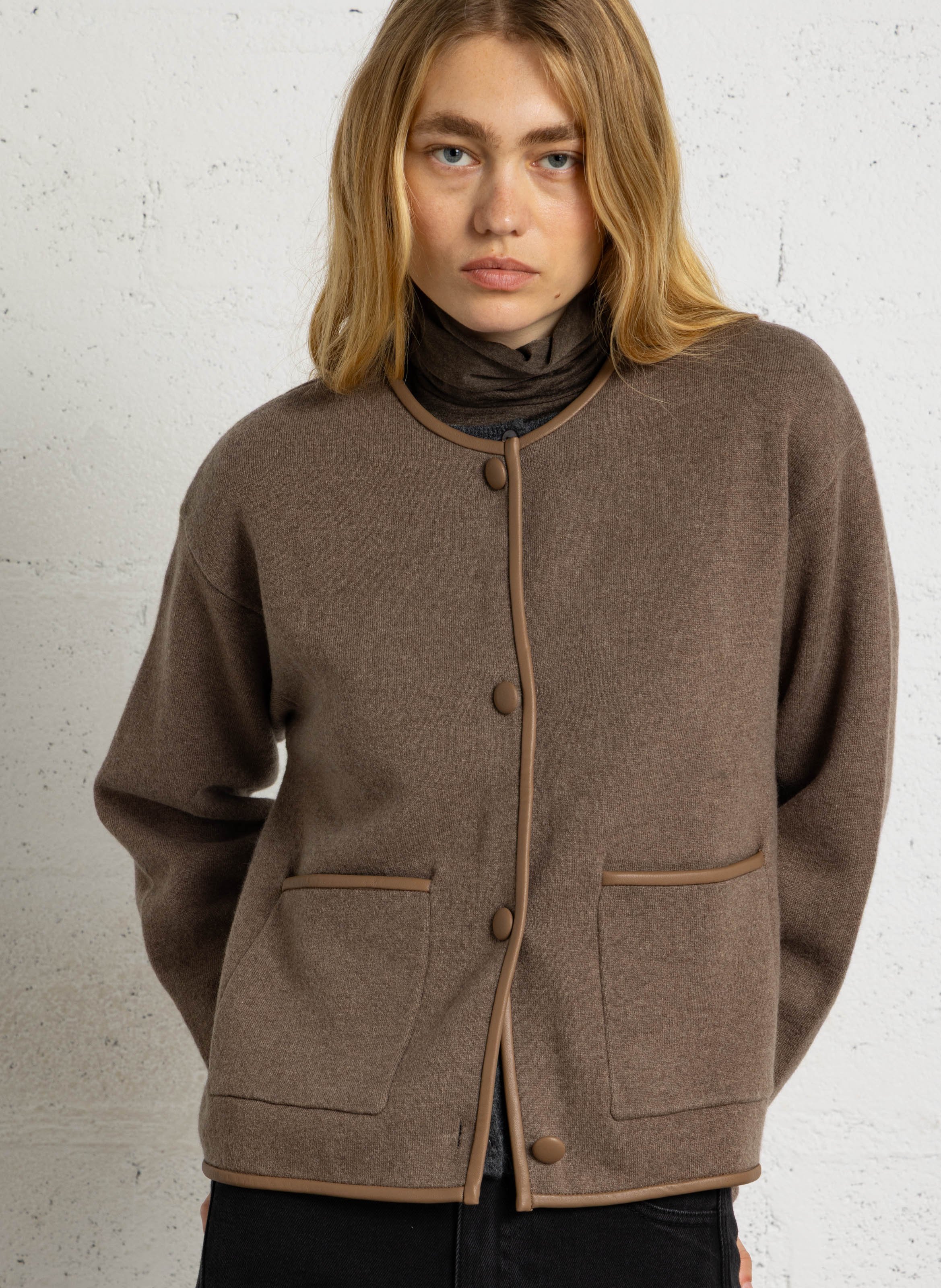 Veste droite en laine MAJESTIC FILATURES Beige