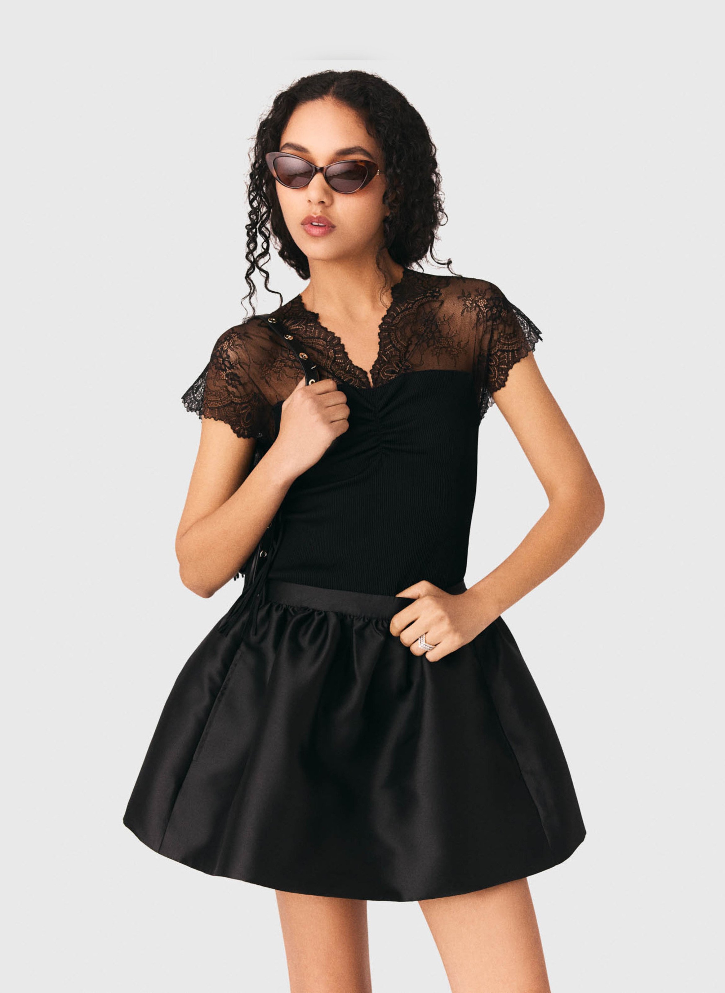 Top col V à dentelle  MAJE Noir
