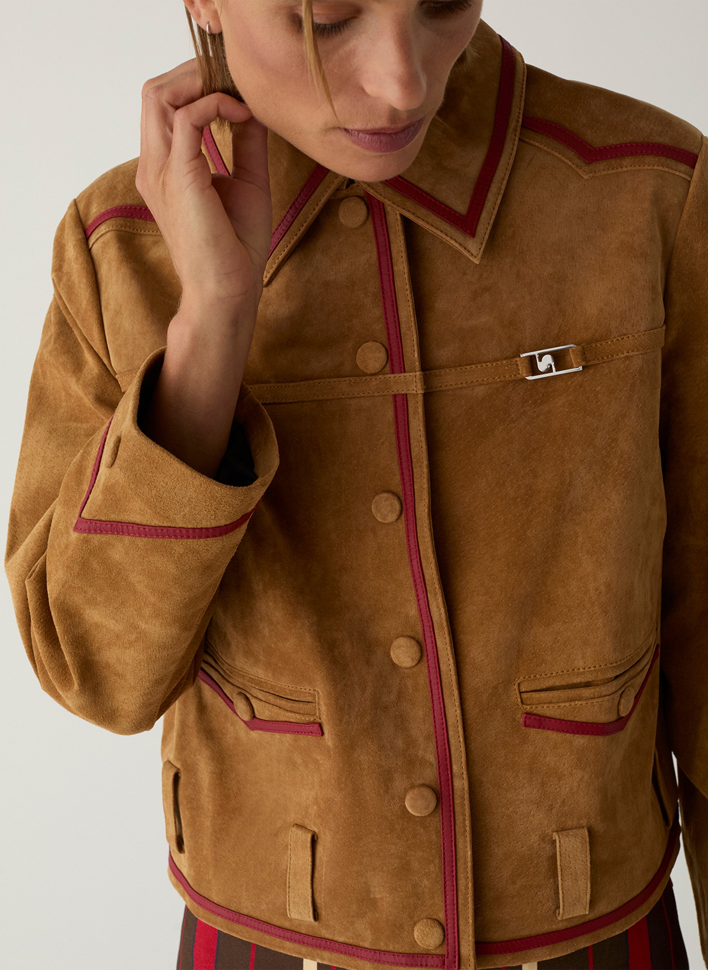 Straight classic collar velvet jacket LAAGAM Beige