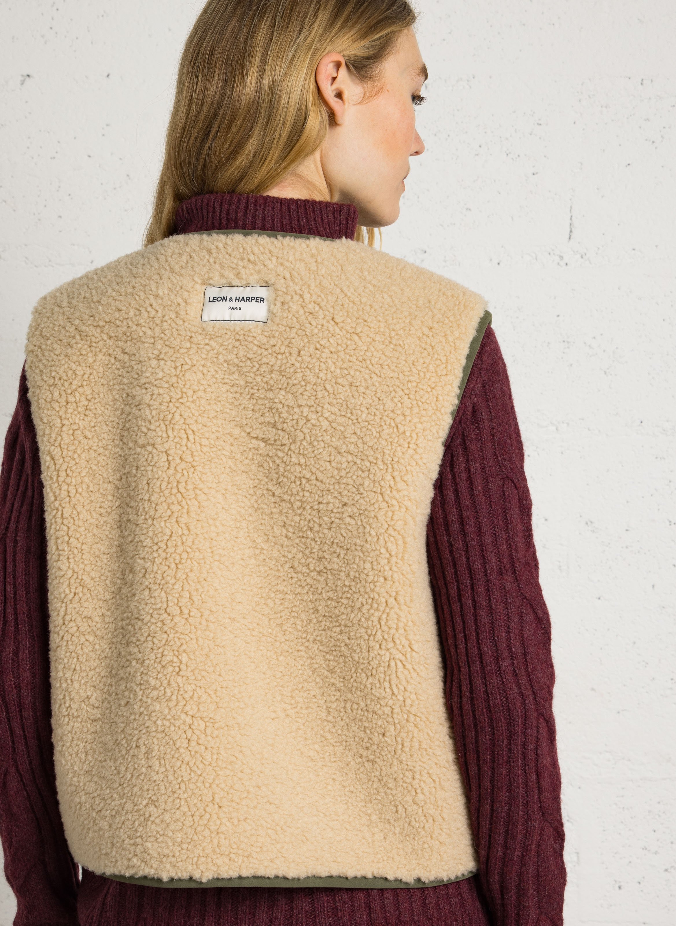Veste droite sans manche effet fourrure LEON & HARPER Kaki