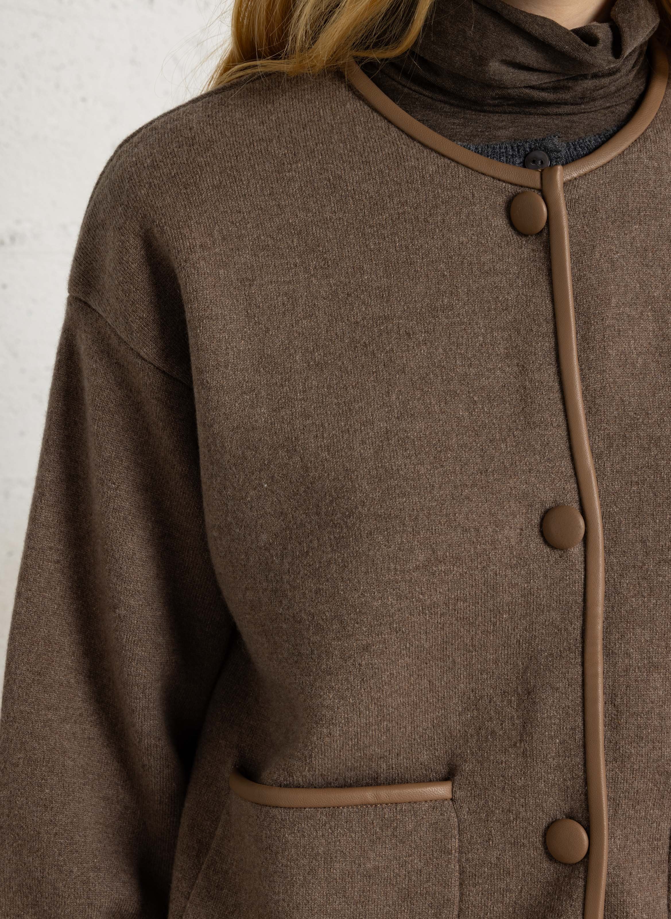 Veste droite en laine MAJESTIC FILATURES Beige