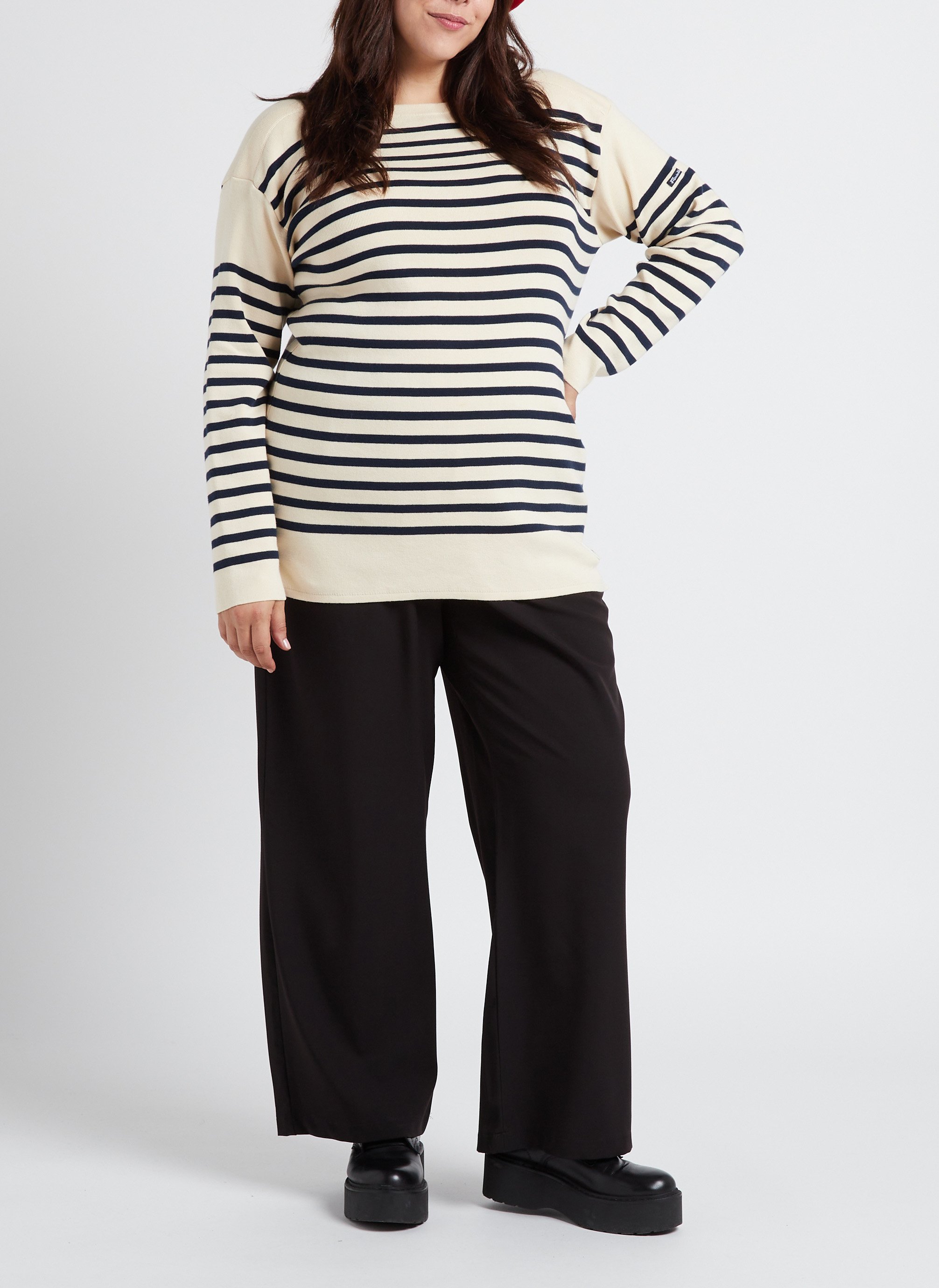 Pantalon regular fit  VERO MODA CURVE Noir