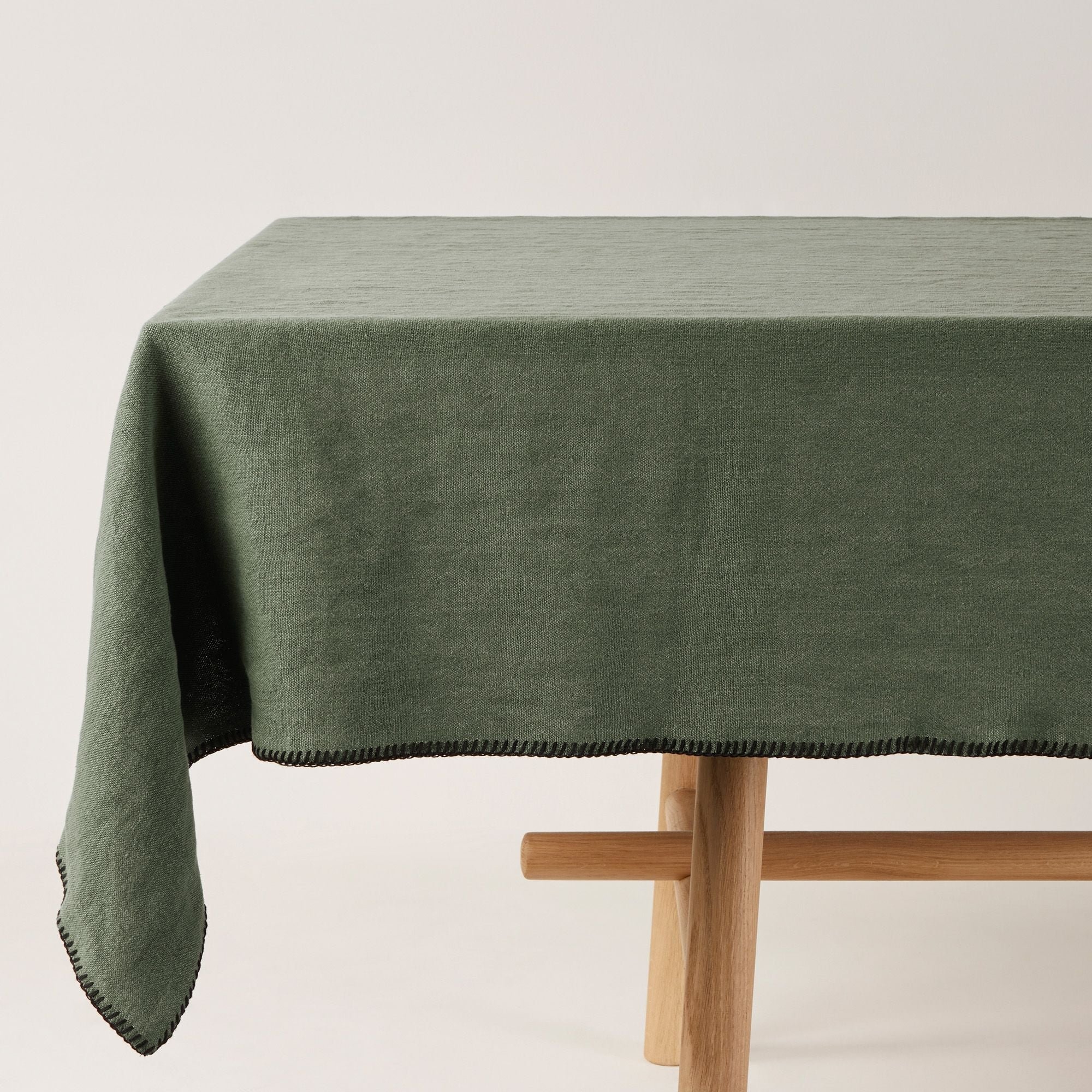 NINO - Rectangular linen tablecloth MADURA Green