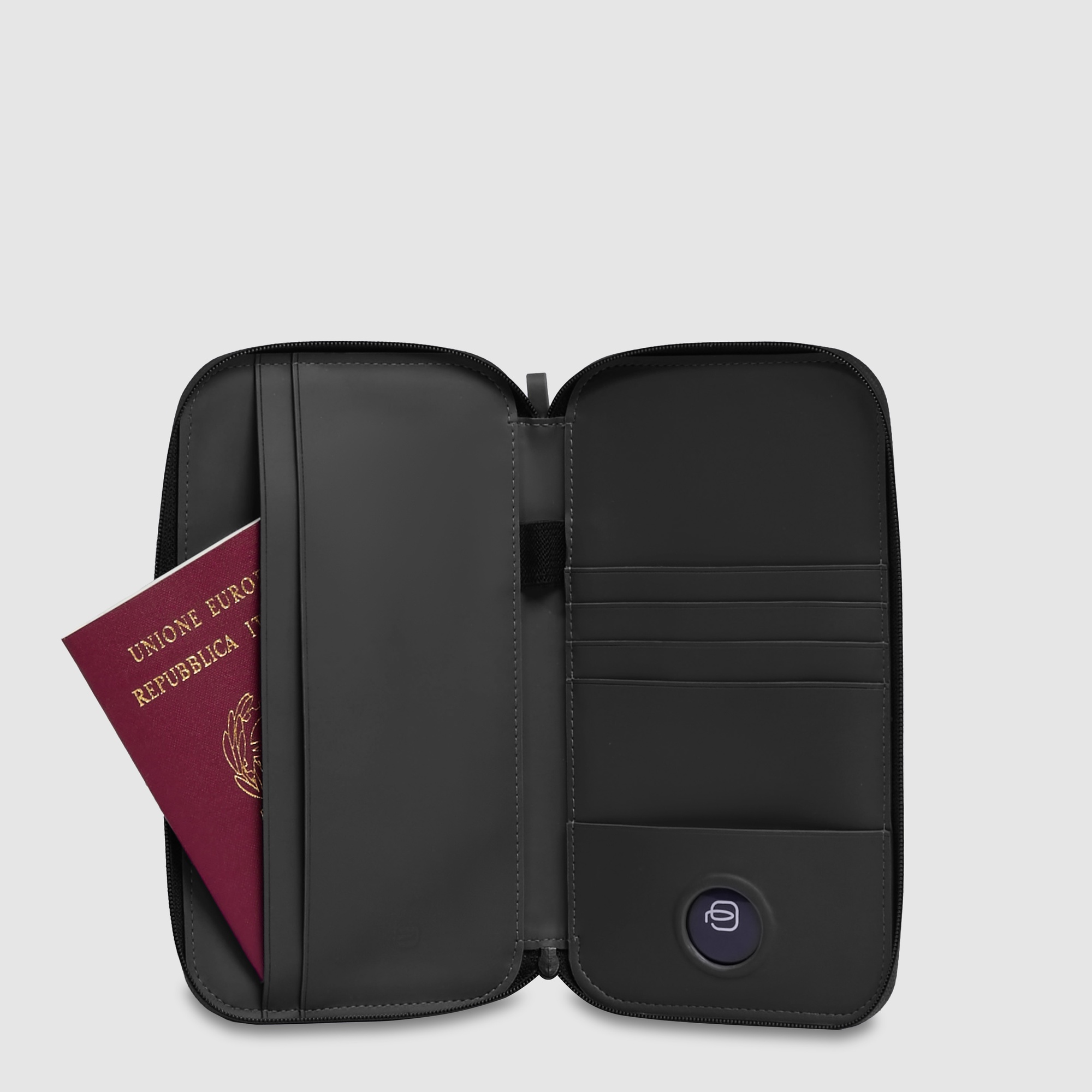 Zippered passport holder Black