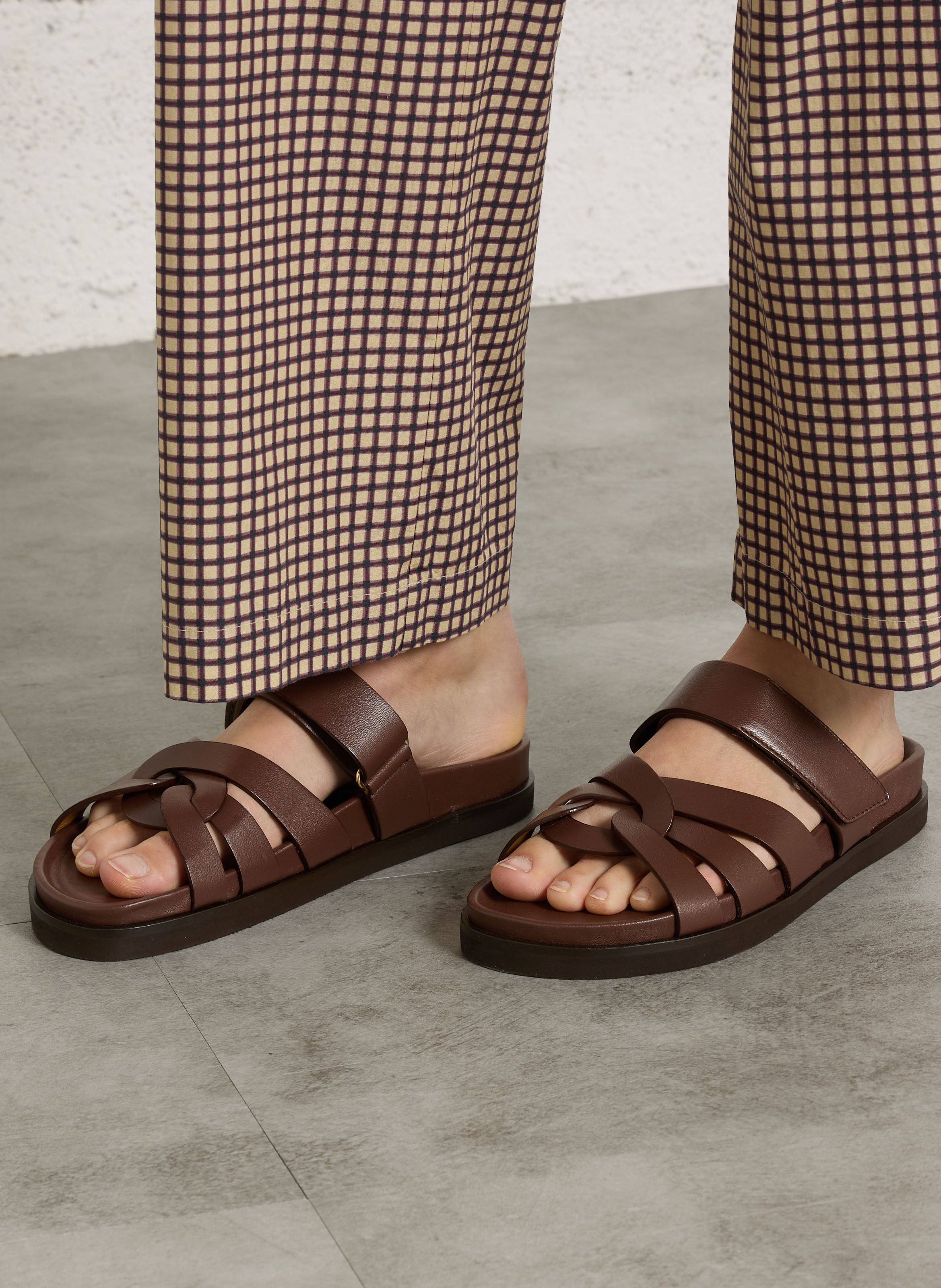 Hoge sandalen met vierkante hak Bruin