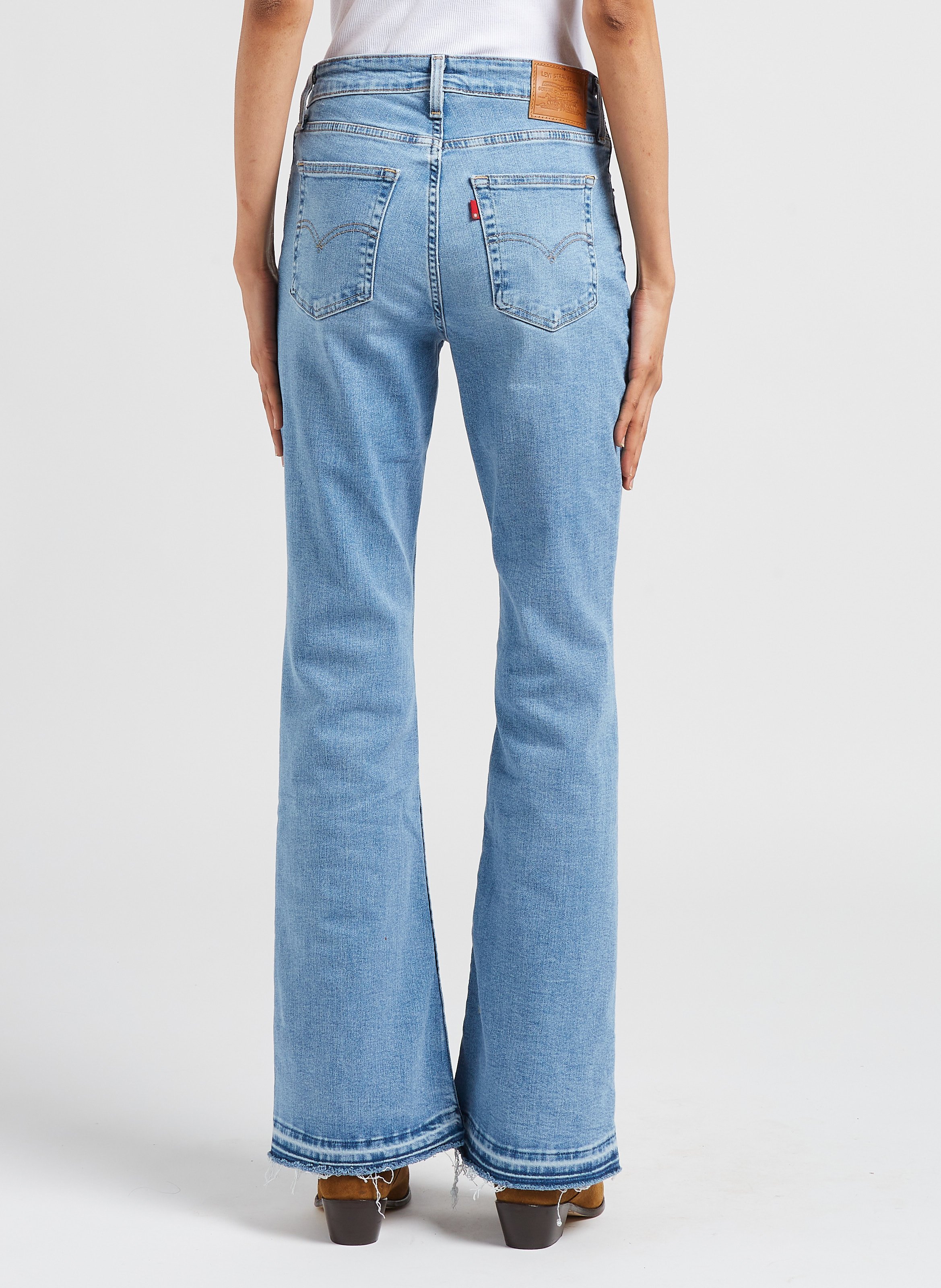 flared jeans levi's