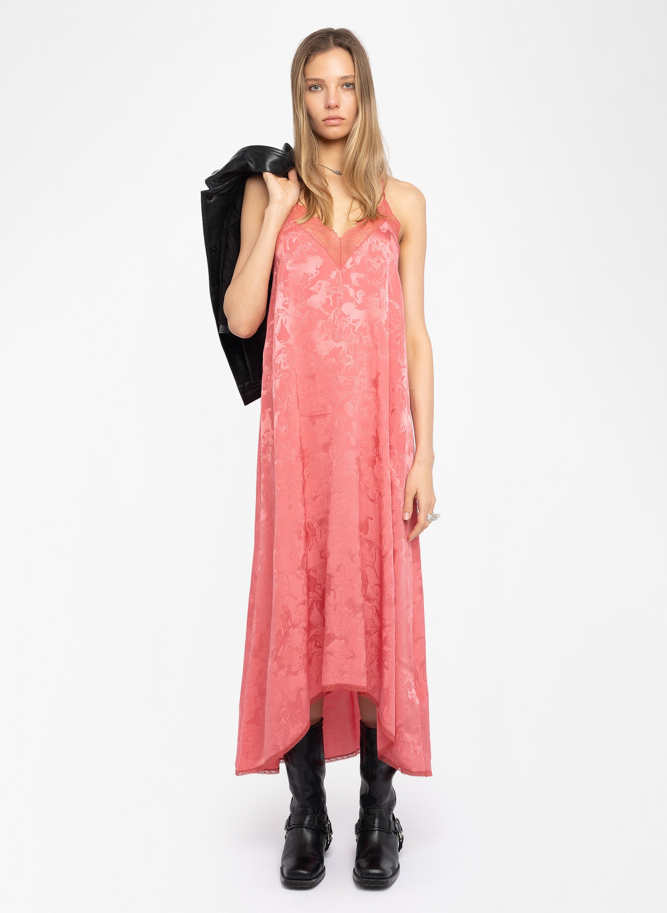 Robe longue brodée Rose