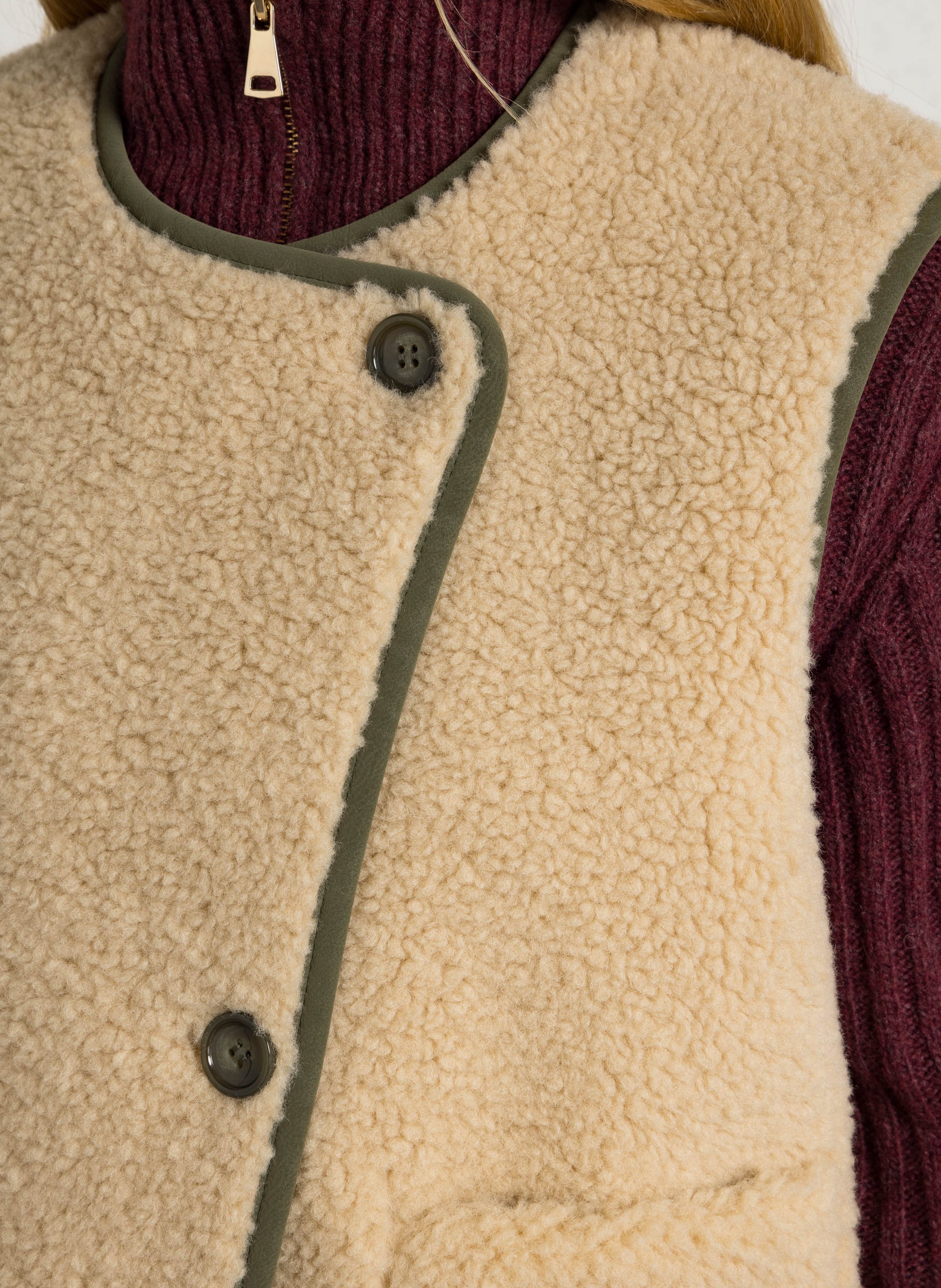 Veste droite sans manche effet fourrure LEON & HARPER Kaki