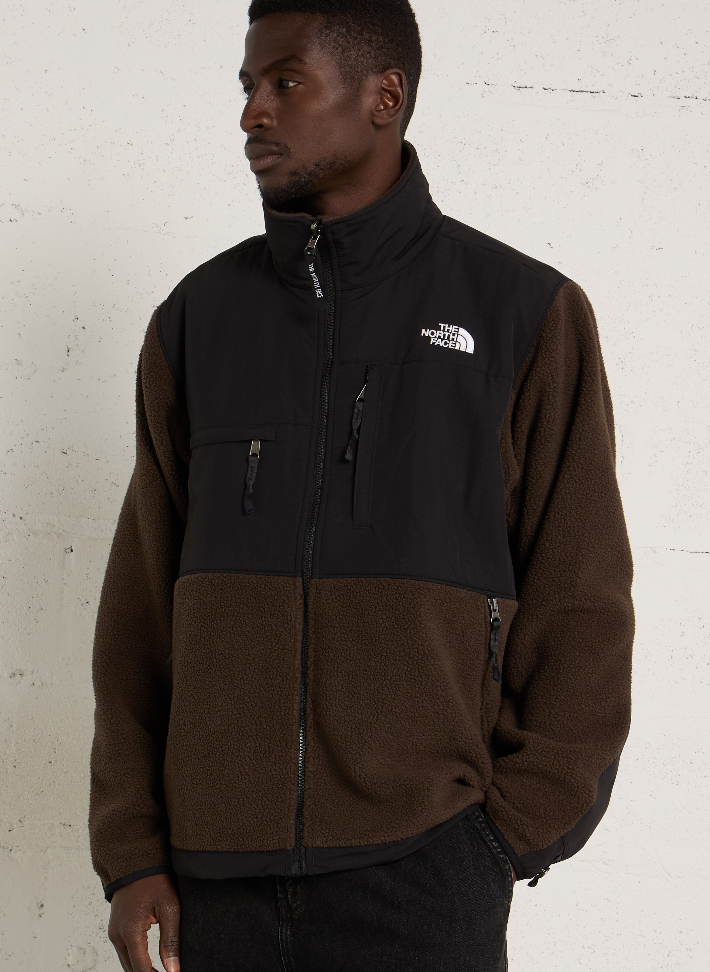 Gerade geschnittene Fleecejacke mit Stehkragen THE NORTH FACE Braun