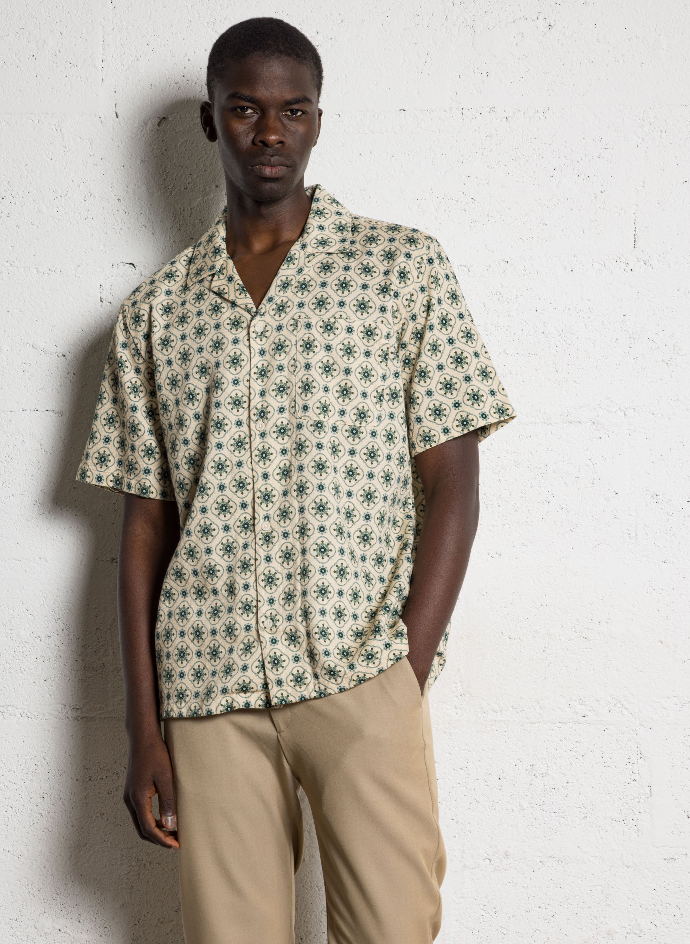 Organic cotton shirt with classic collar LES DEUX Beige