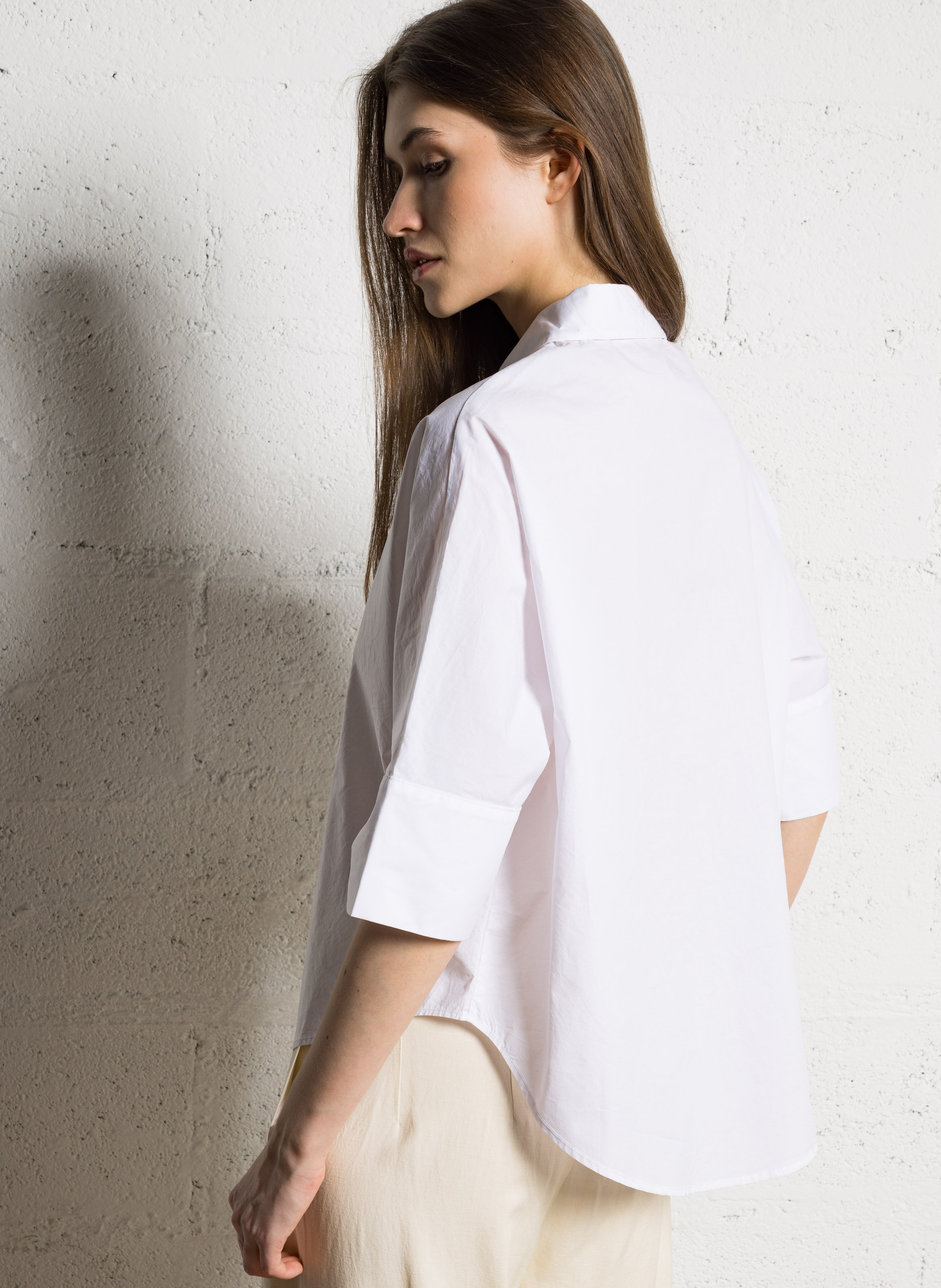 Oversize buttoned cotton poplin top BELLA JONES White