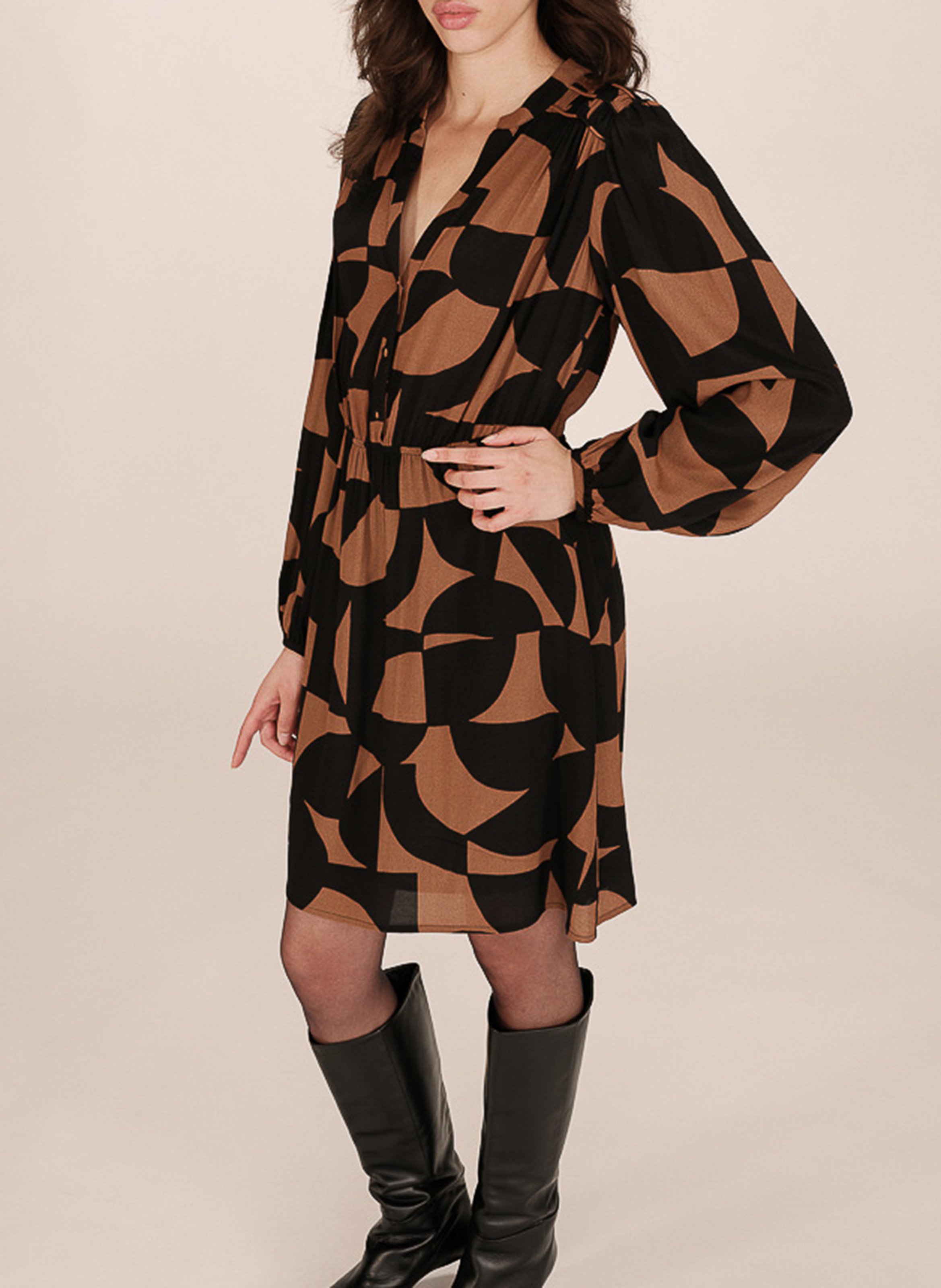 Short printed dress with long sleeves GRACE ET MILA Brown