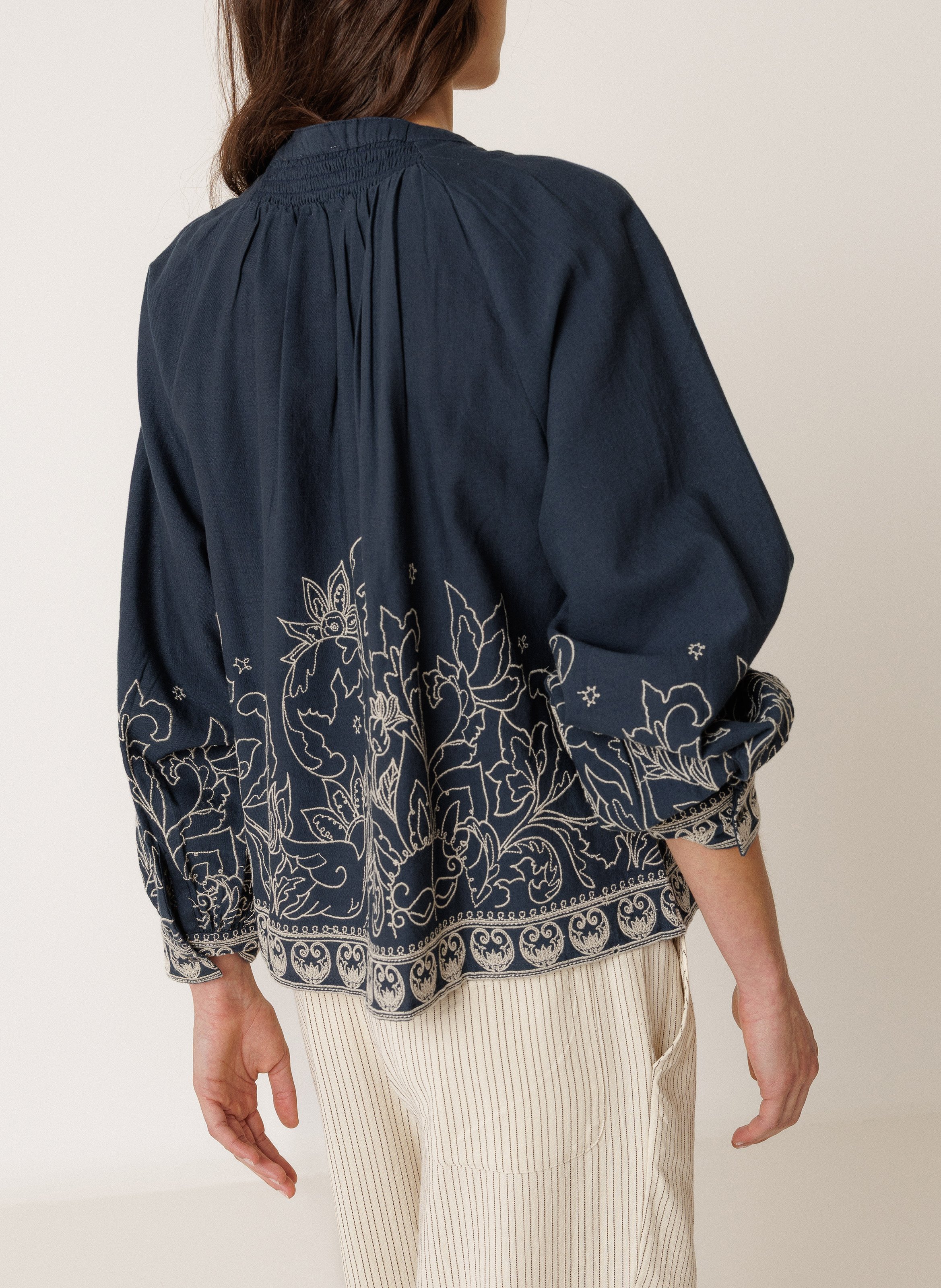 Bluse aus Baumwoll-Mix mit Rundhalsausschnitt INDI & COLD Blau