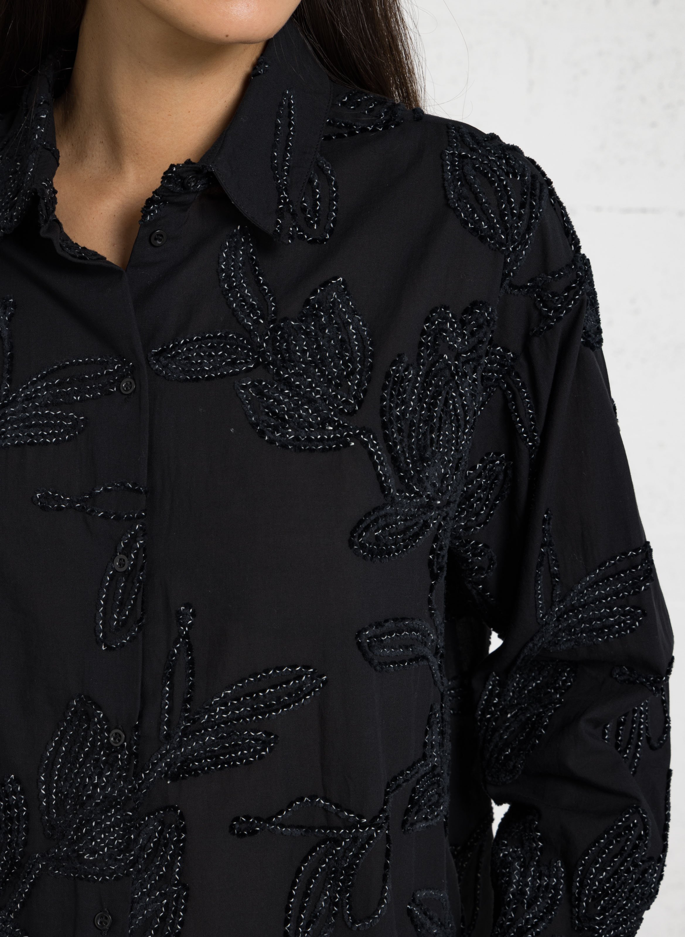 Striped loose-fit shirt with classic collar SACRECOEUR Black