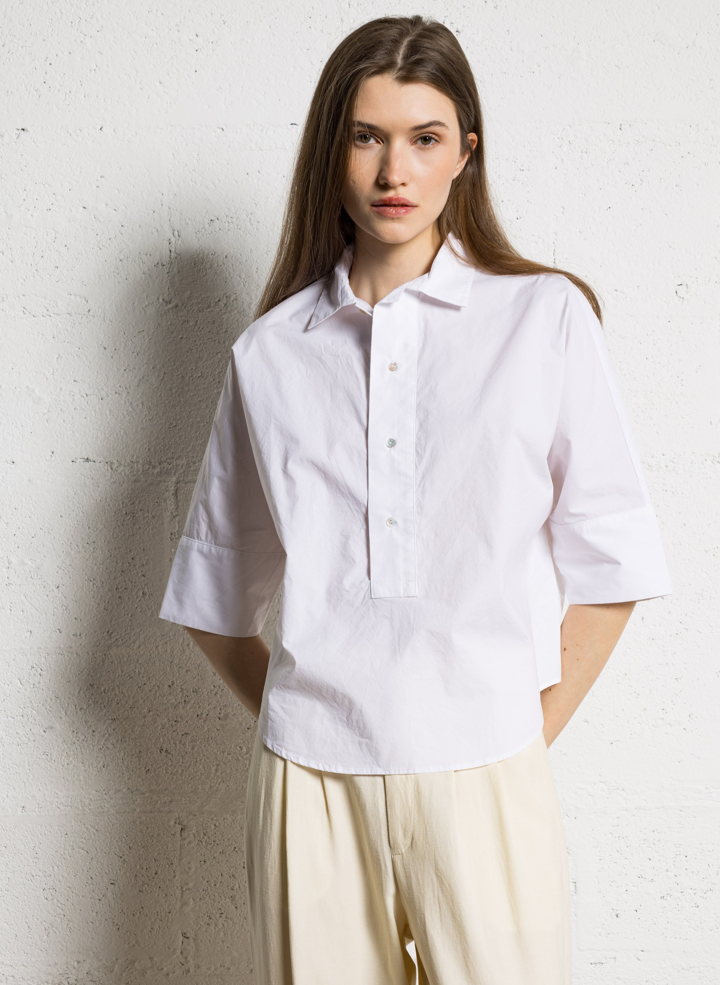 Oversize buttoned cotton poplin top BELLA JONES White