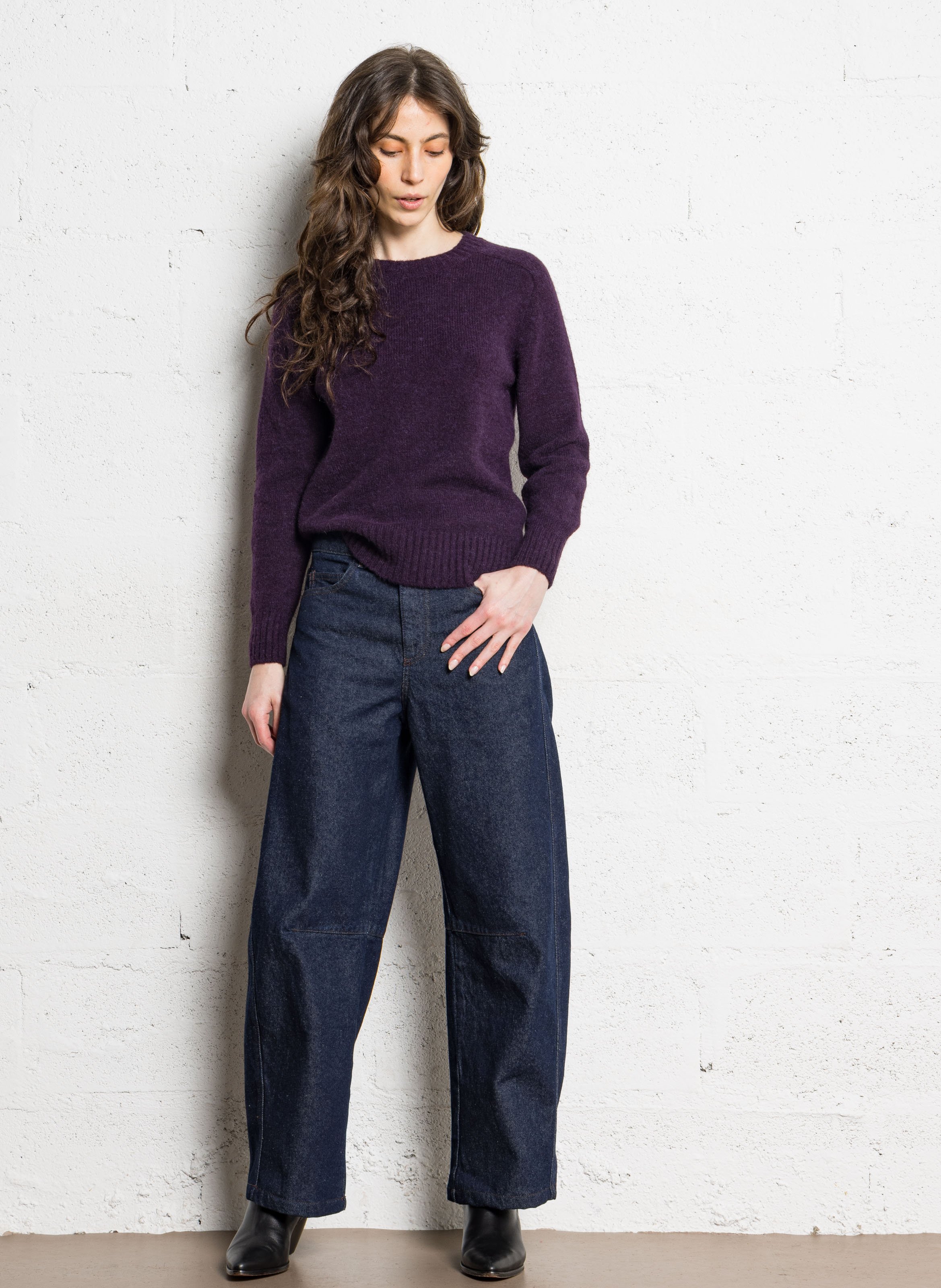 Pull col rond droit en maille tricotée SOEUR Violet