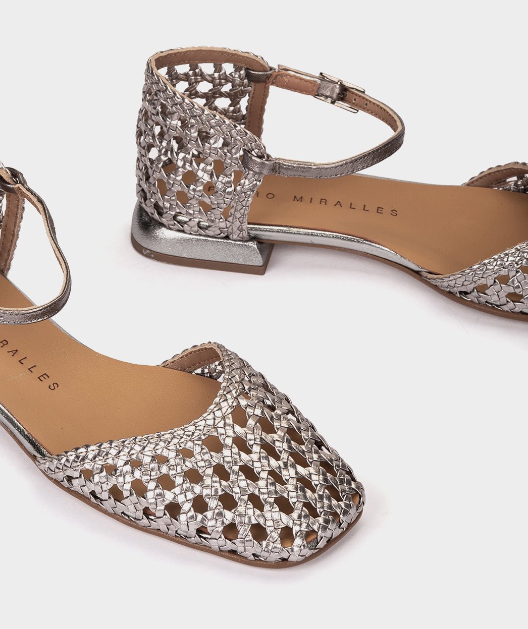 Flat braided metallic steel-colored shoe. PEDRO MIRALLES Golden
