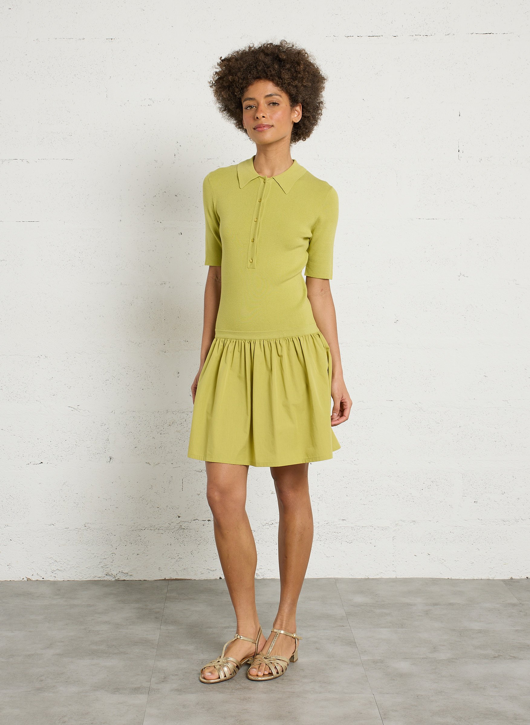 Kurzes Strickkleid PETITE MENDIGOTE Grun