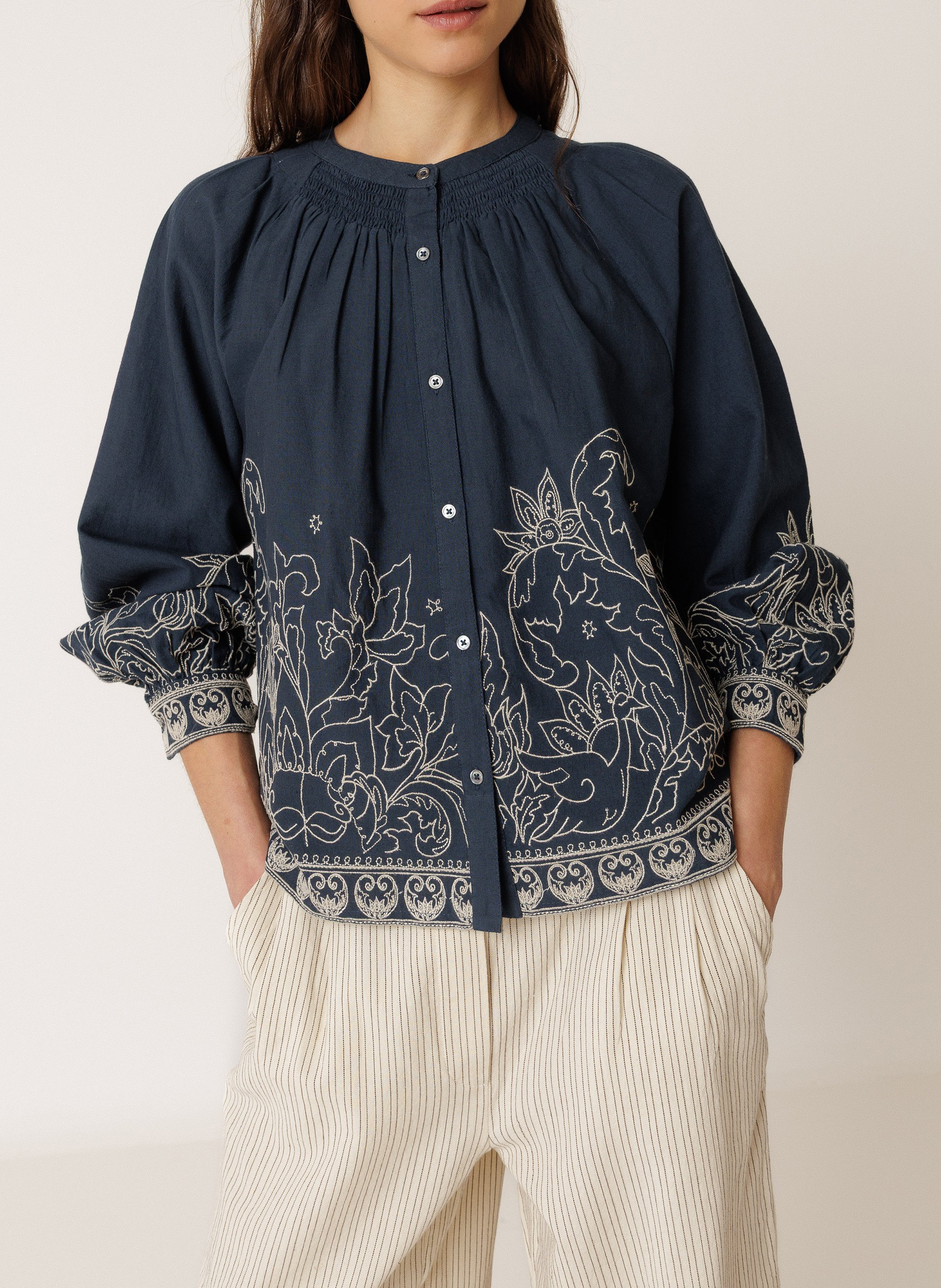 Bluse aus Baumwoll-Mix mit Rundhalsausschnitt INDI & COLD Blau