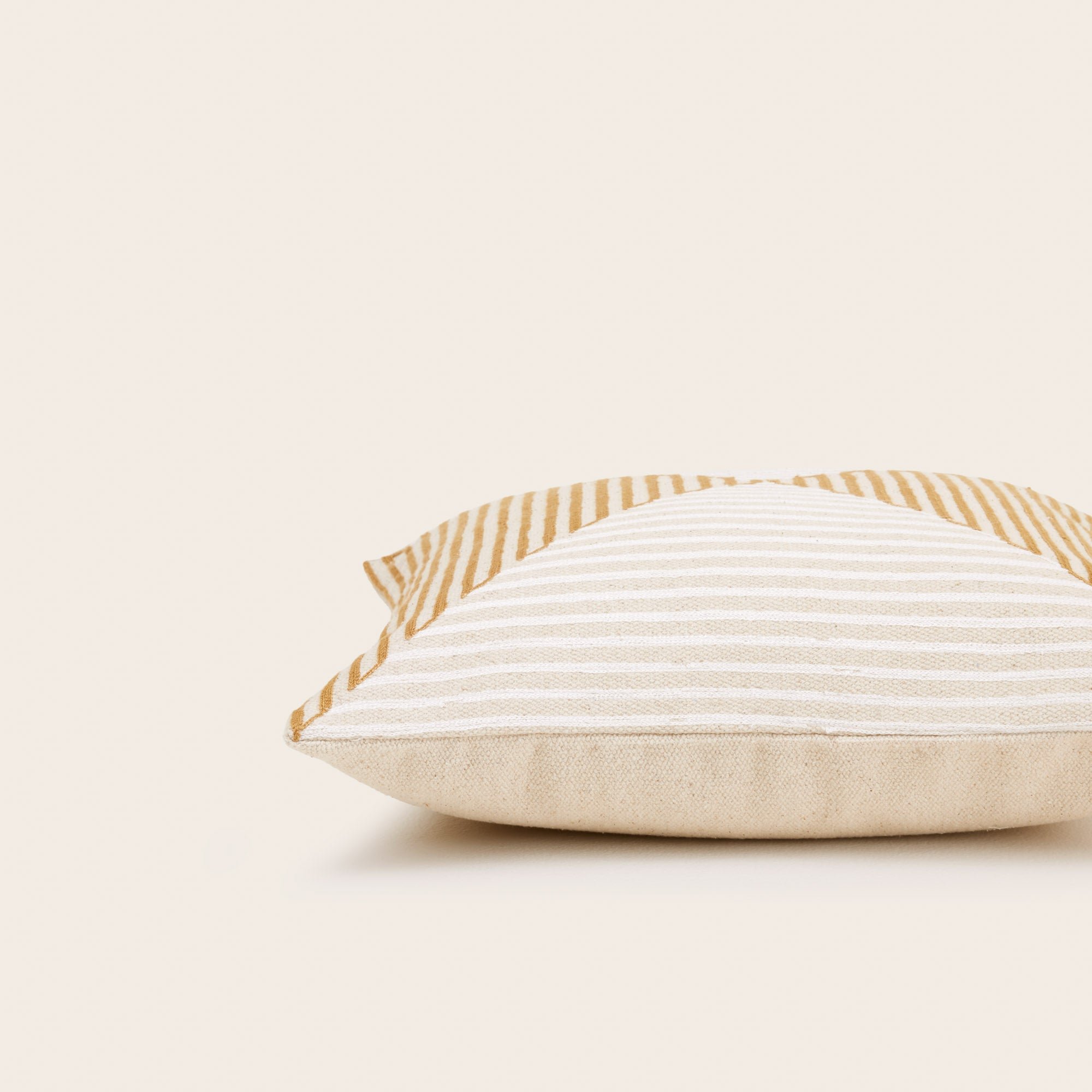 Cushion cover MADURA Yellow