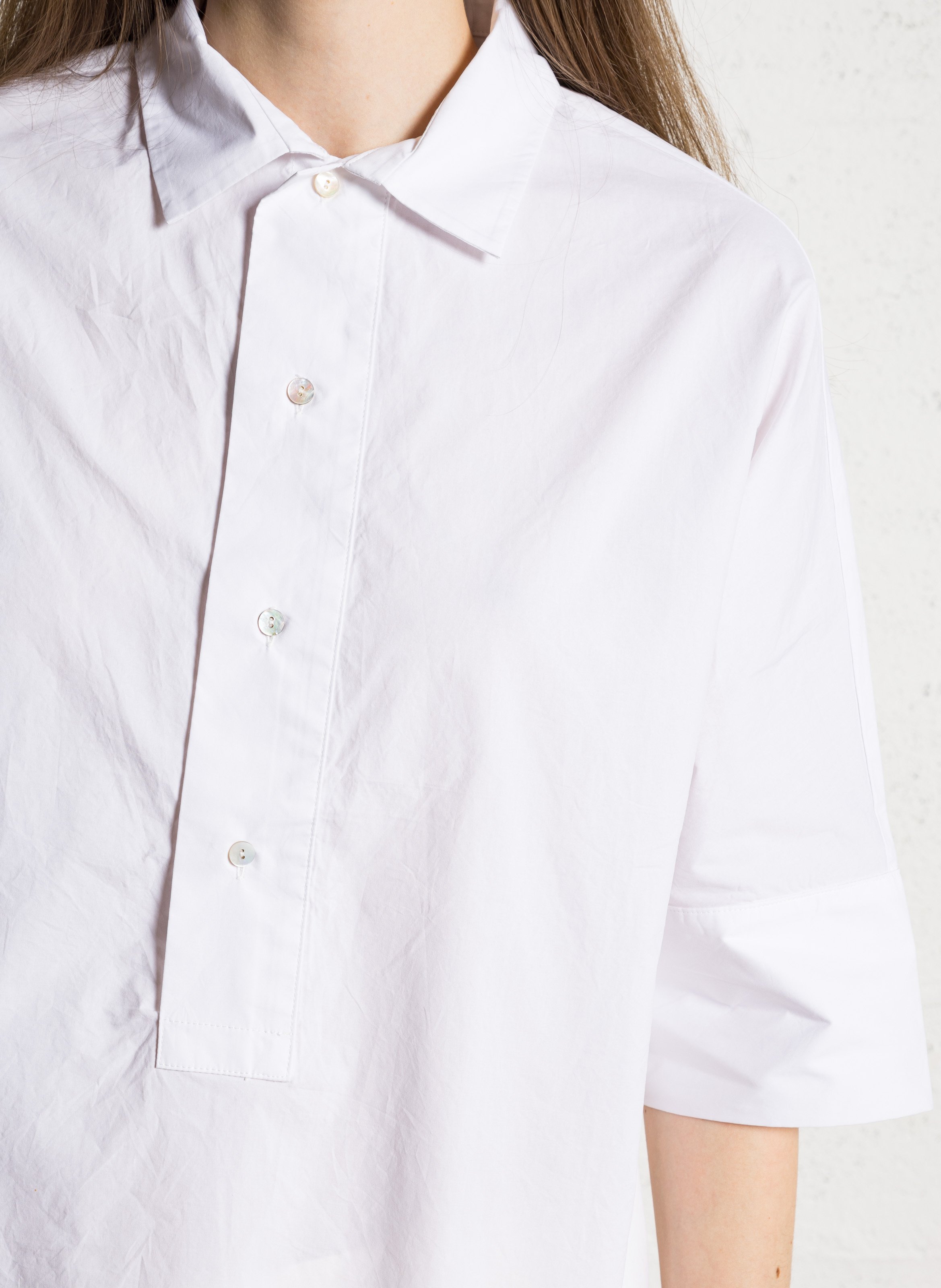 Oversize buttoned cotton poplin top BELLA JONES White