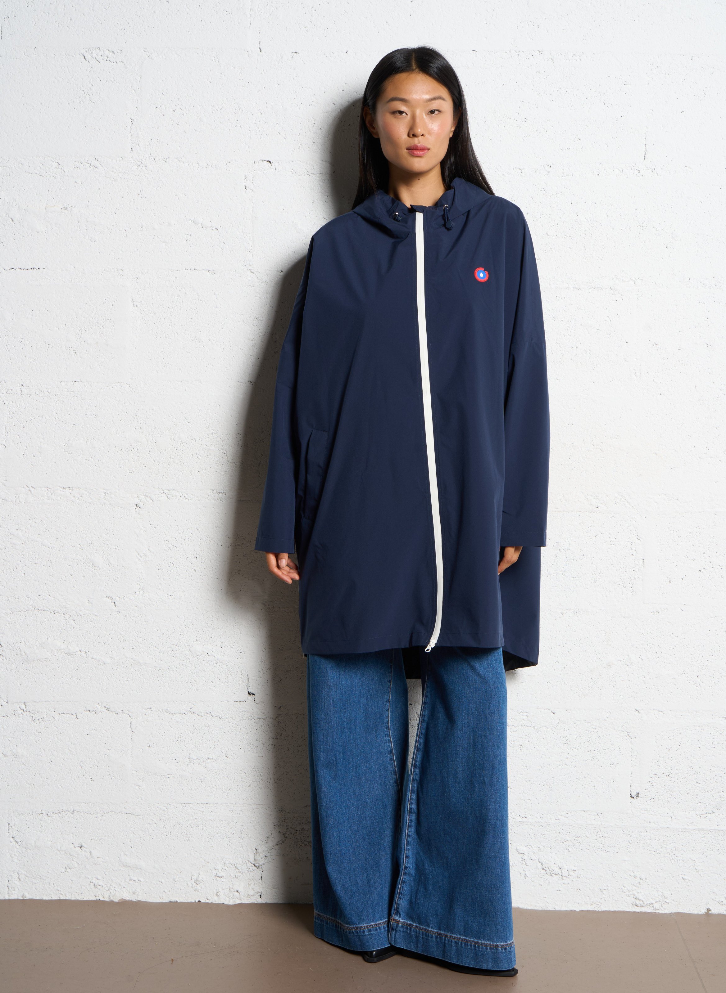 Loose-fit raincoat with hood FLOTTE