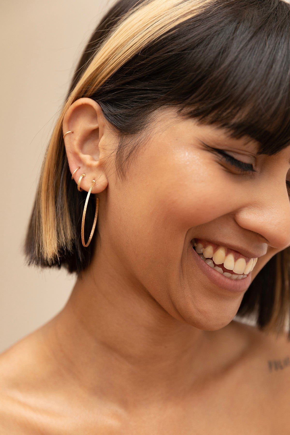 Large hoop earrings YAY Golden