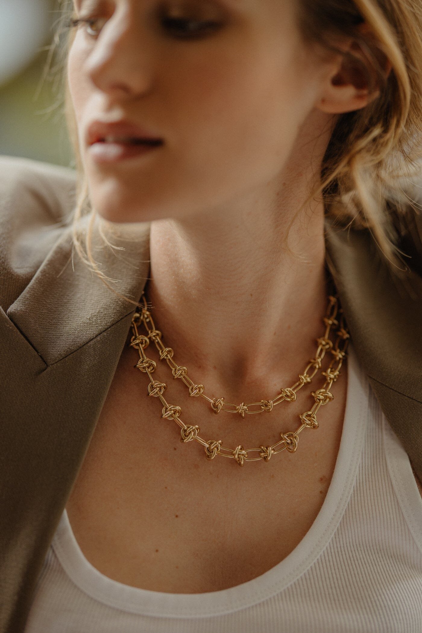 Fine gold necklace Golden