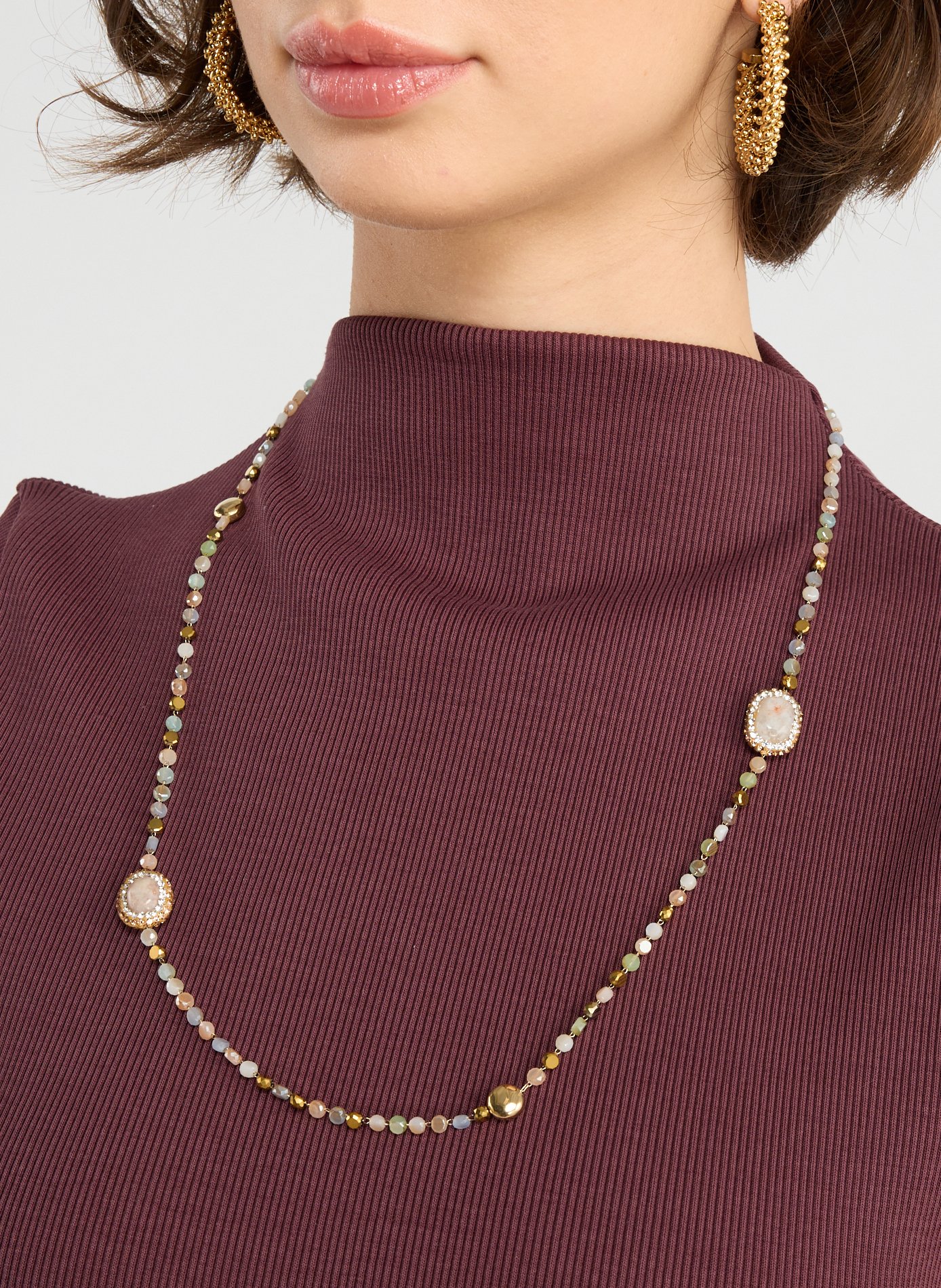 Necklace with stones and beads AU PRINTEMPS PARIS Pink
