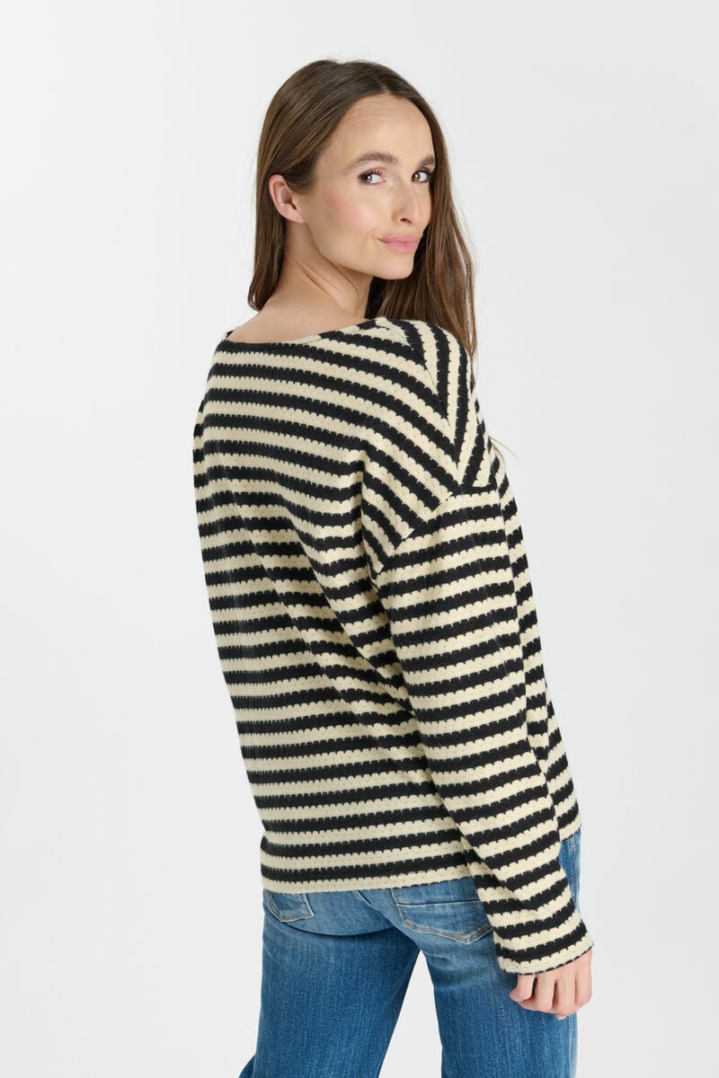 Round-neck T-shirt LE TEMPS DES CERISES Black