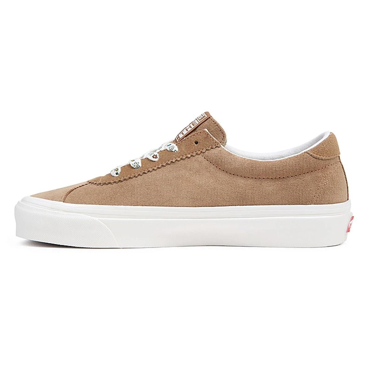 Low-top sneakers VANS Brown