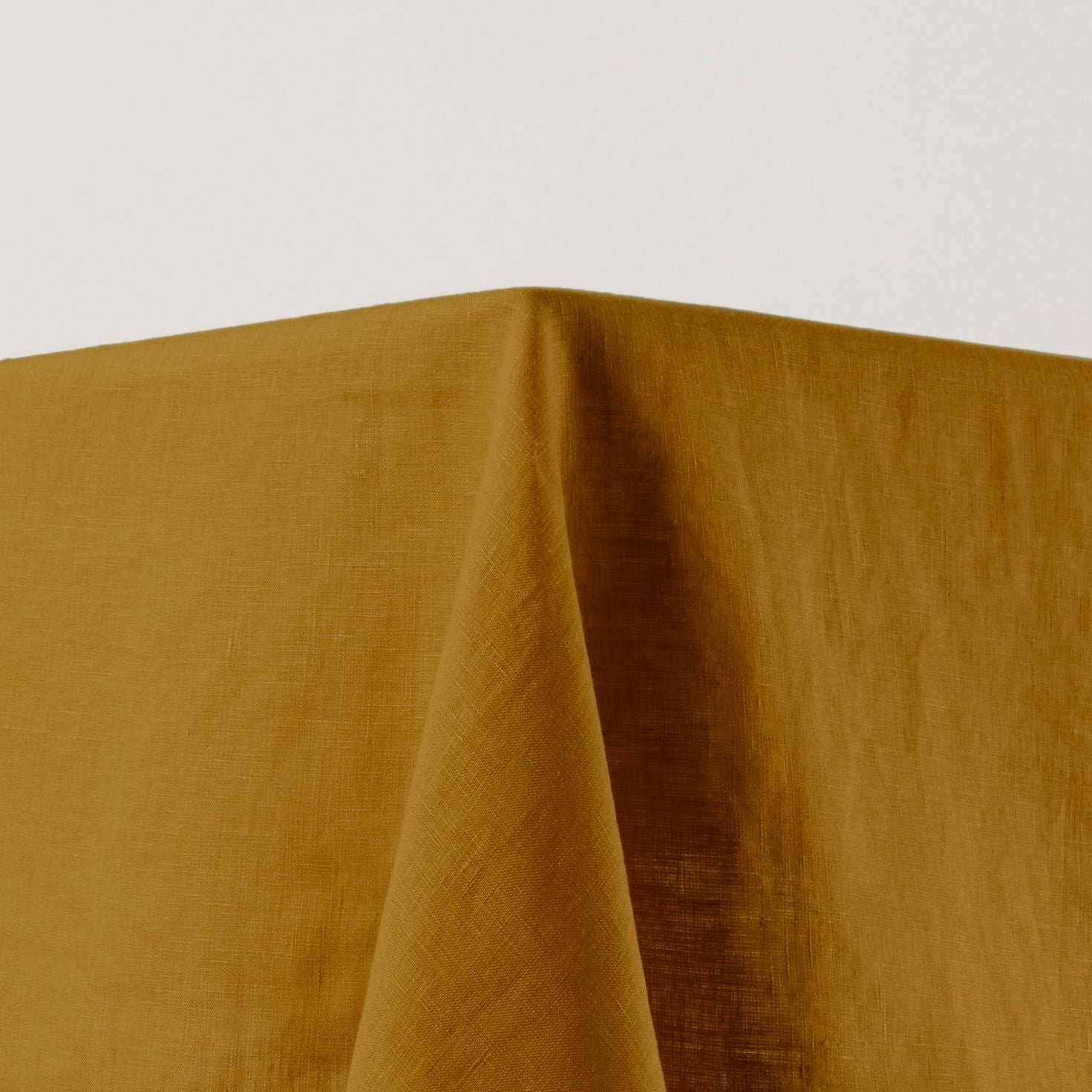 CARLINA - Square linen tablecloth MADURA Brown