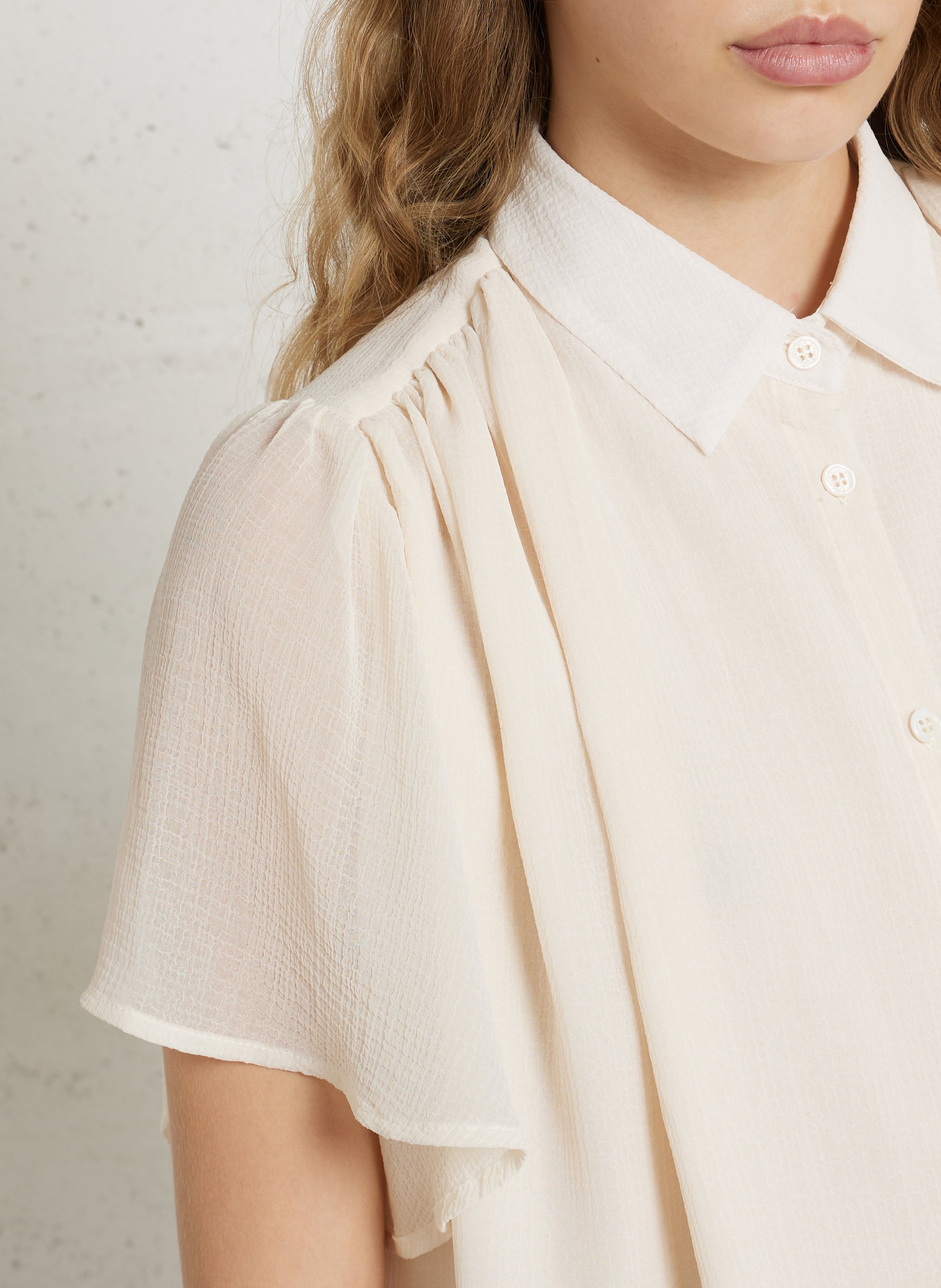 Wijd uitlopende effen blouse van gestructureerde stof LA PETITE ETOILE Beige