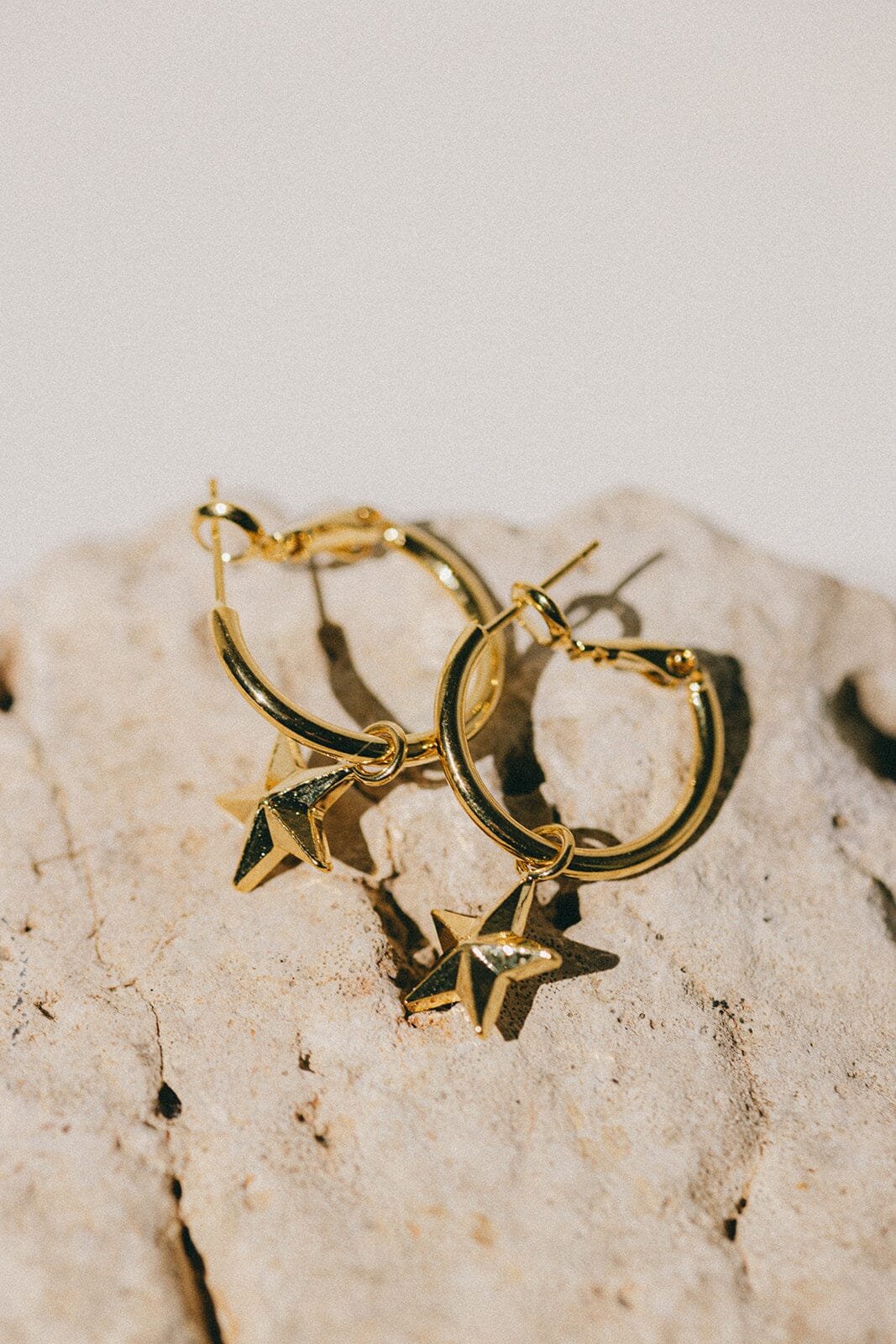 Mini gold-plated star hoop earrings MONSIEUR SIMONE Golden