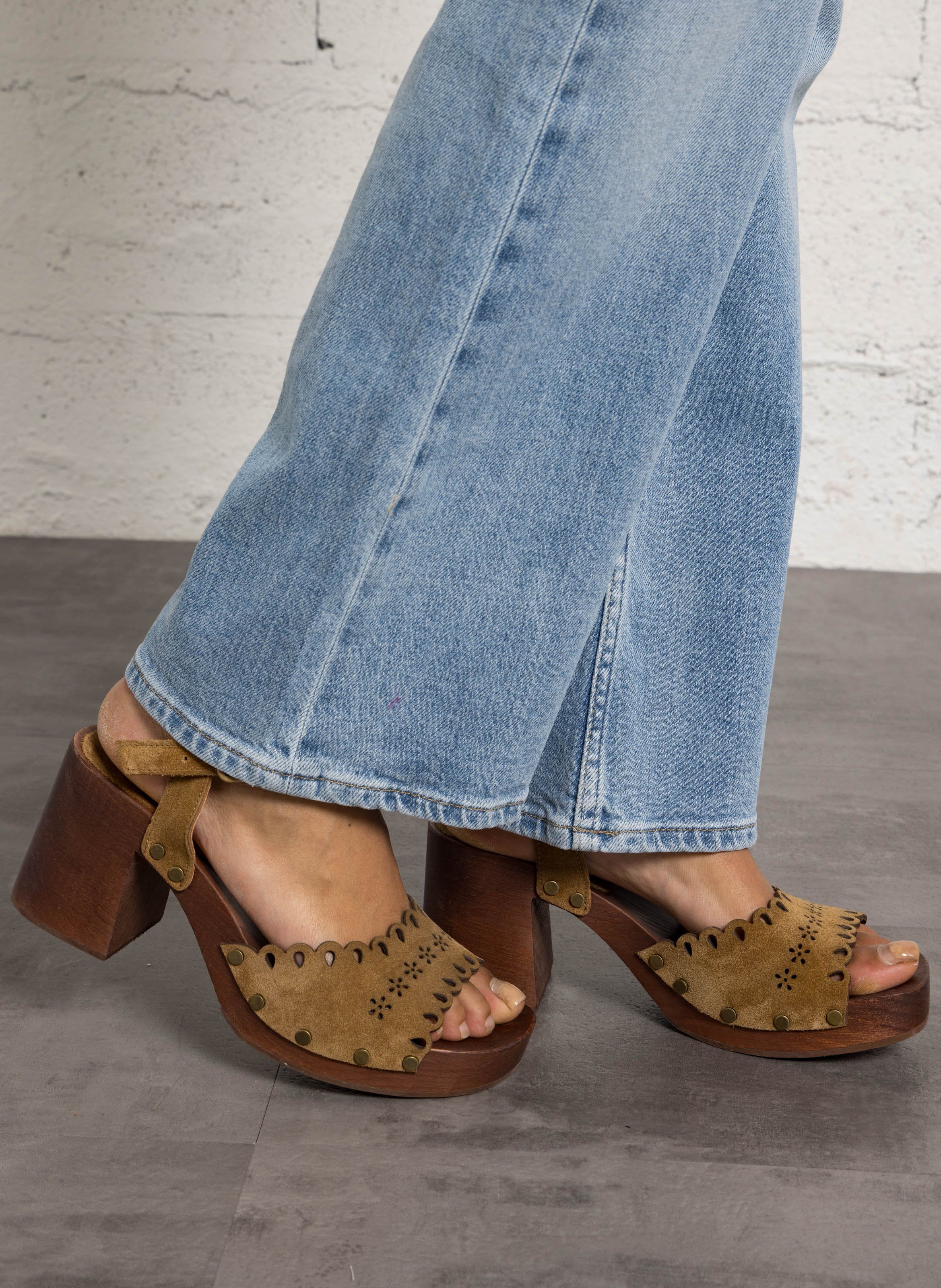 Sandales à talon en cuir velours MELLOW YELLOW Marron