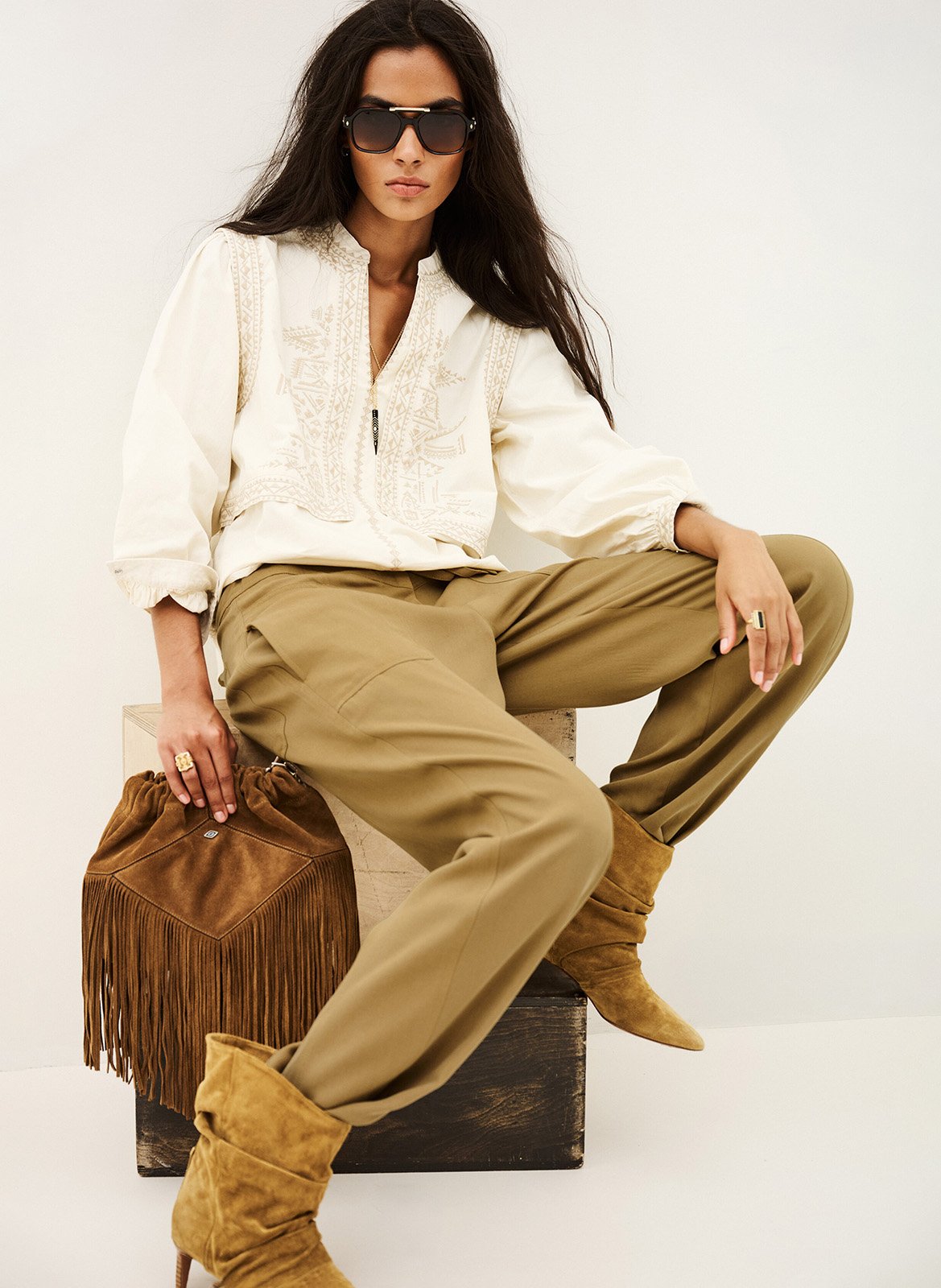 Hoch sitzende Fließhose in Uni-Farbe BA&SH Beige
