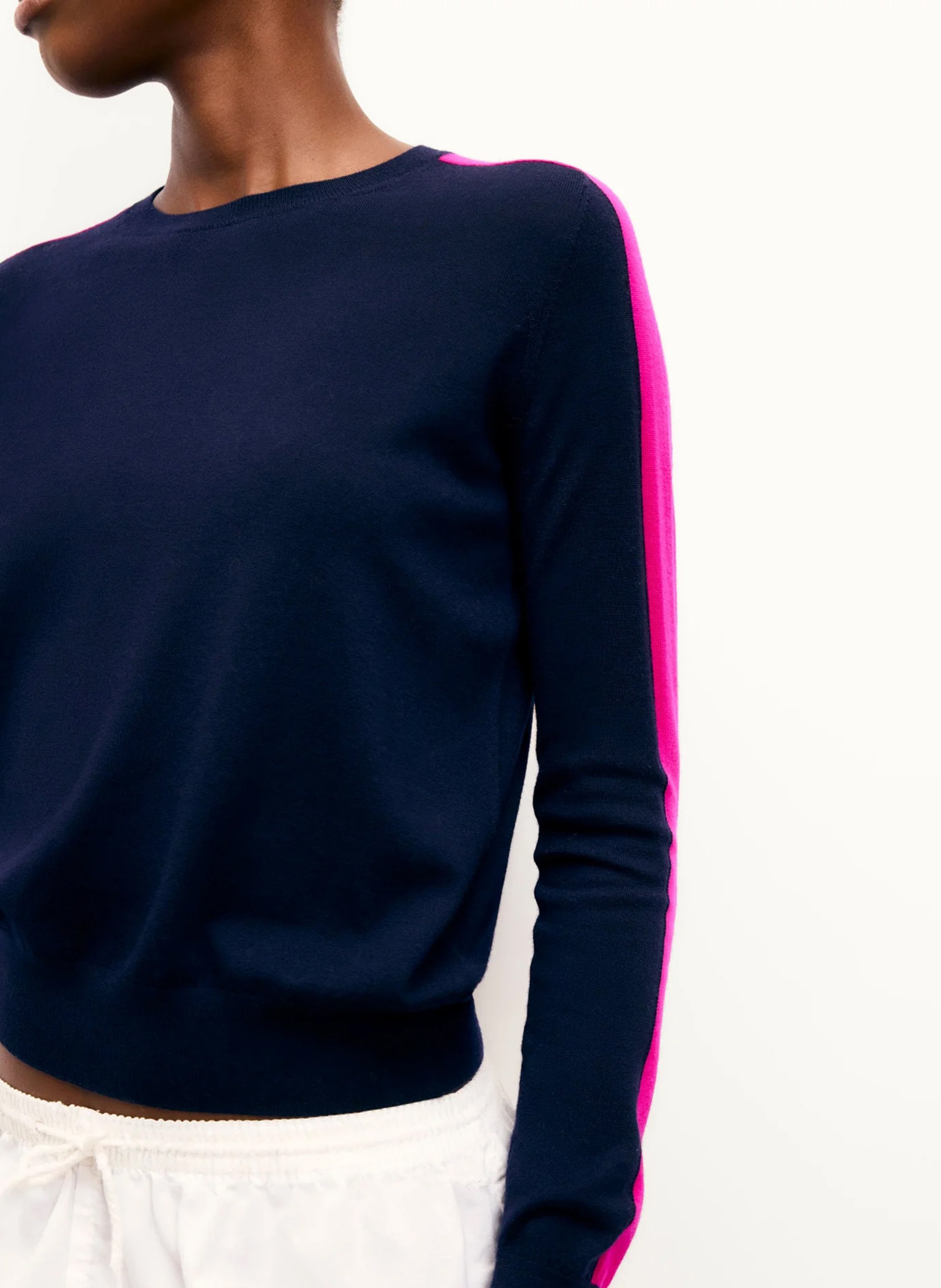 Pull court manches longues en laine FROM FUTURE Bleu