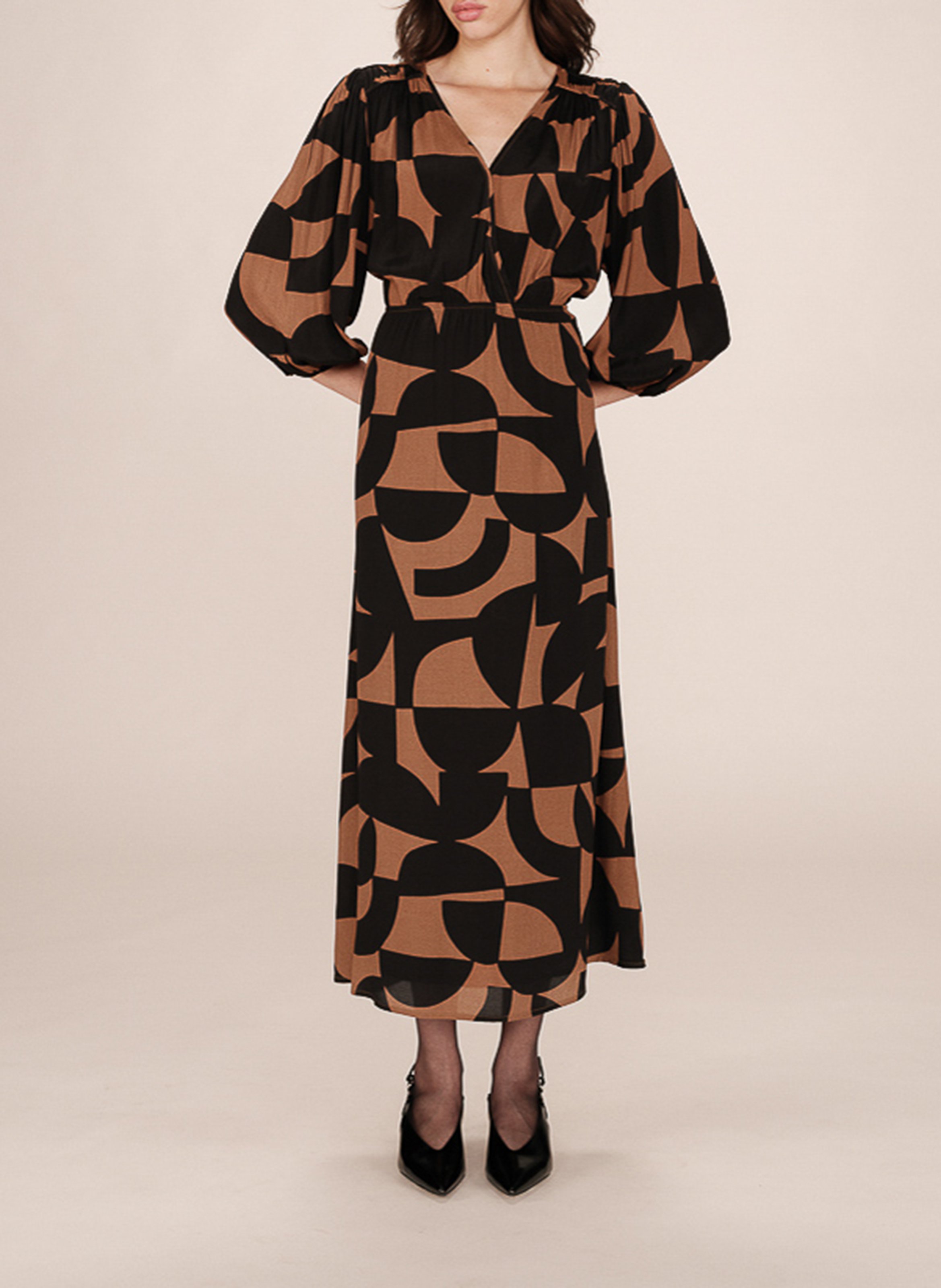 Lange jurk met V-hals en print GRACE ET MILA Brown