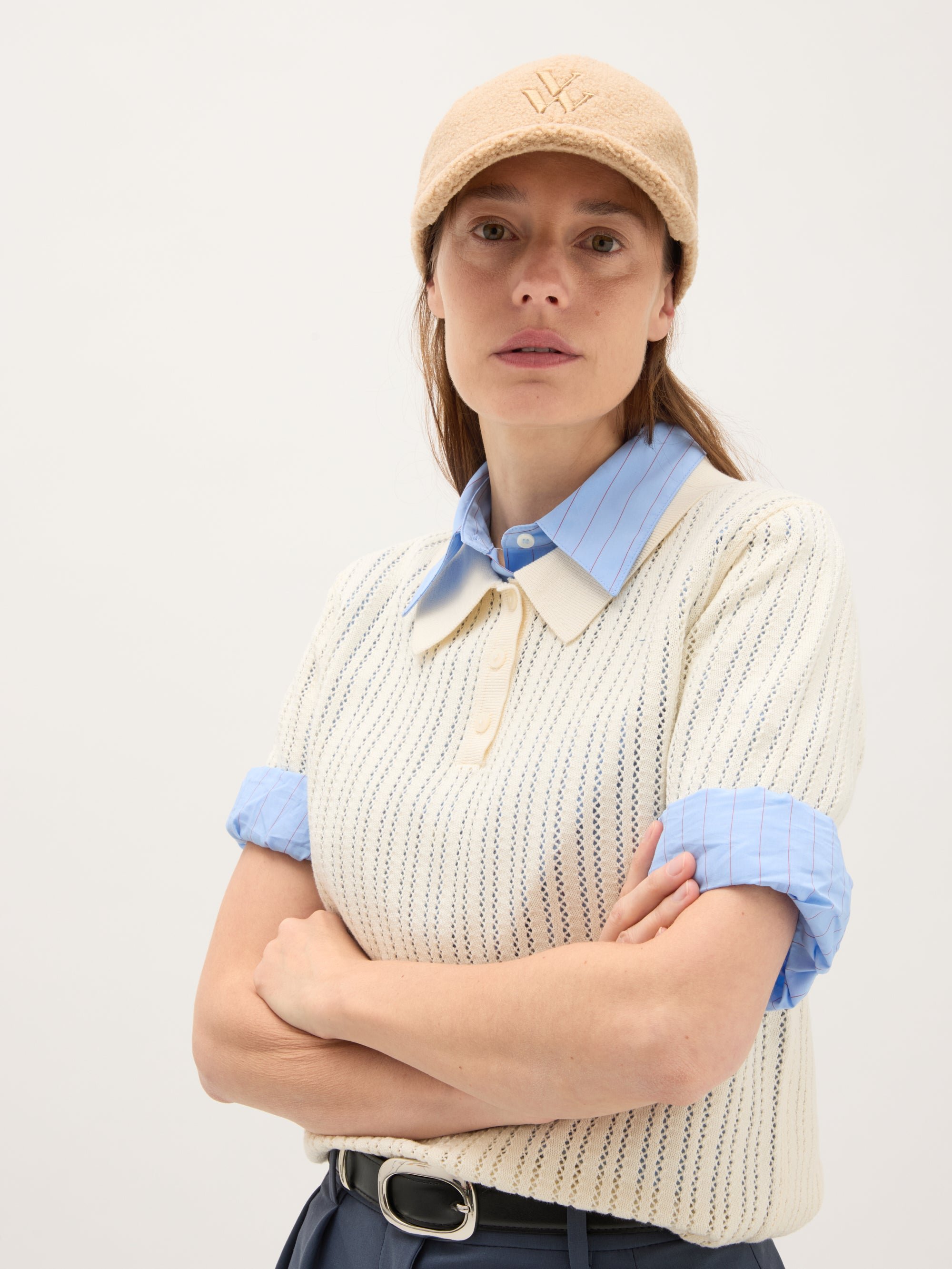Embroidered monogram cap VANESSA WU Beige