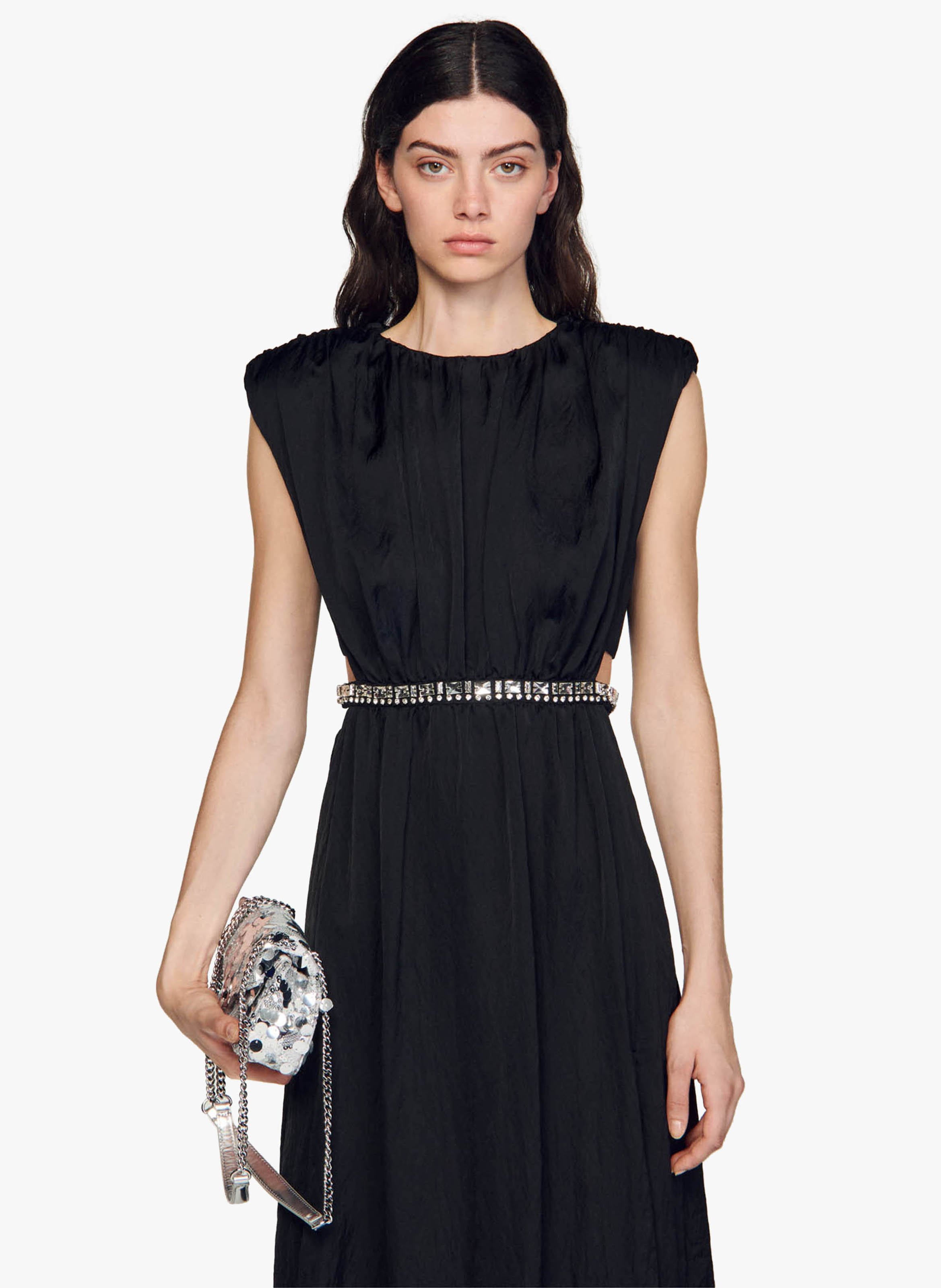 Halflange jurk met uitlopende rok en ronde hals ZwartSANDRO