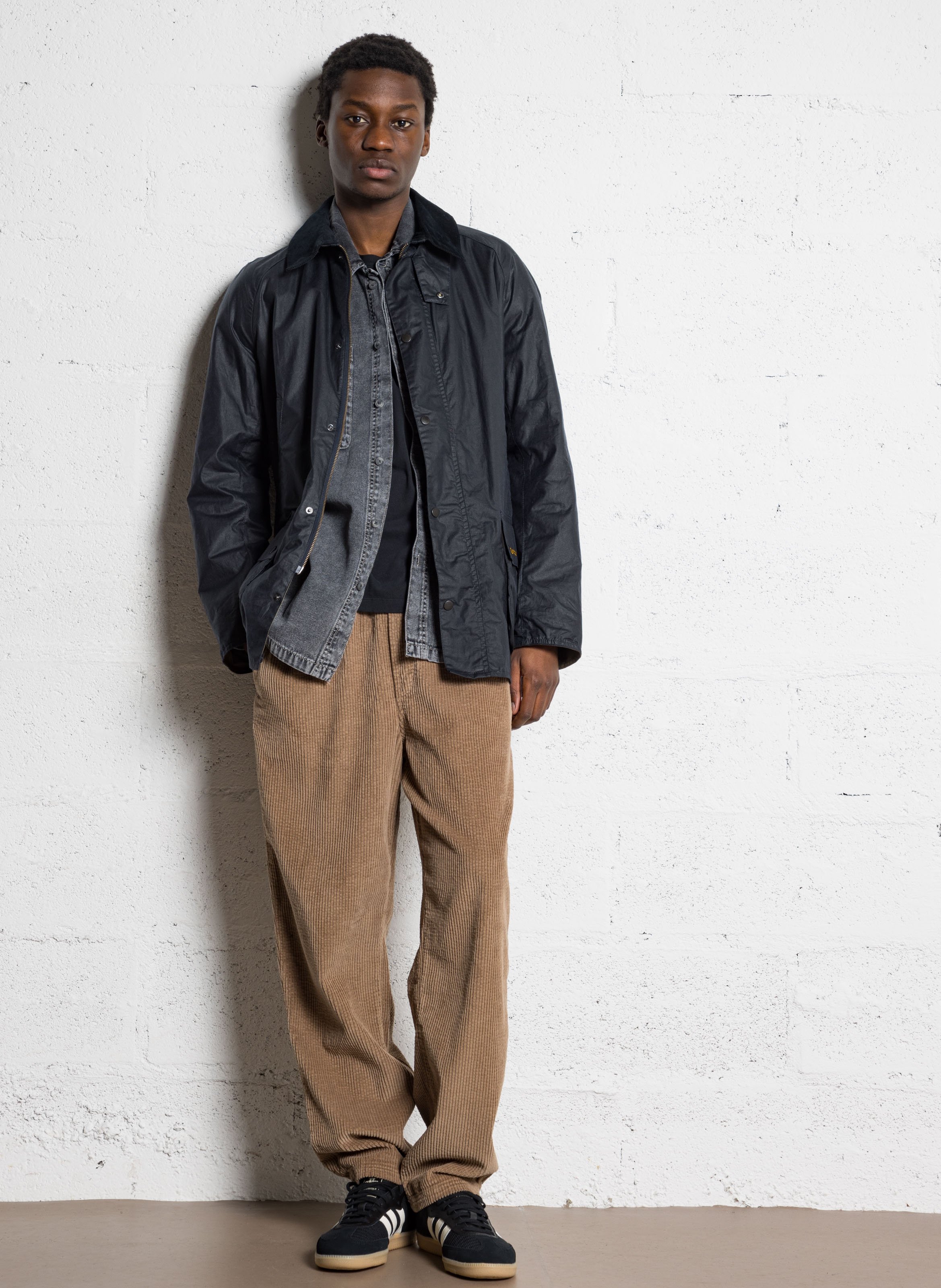 Straight waxed cotton jacket with pockets BARBOUR Blue