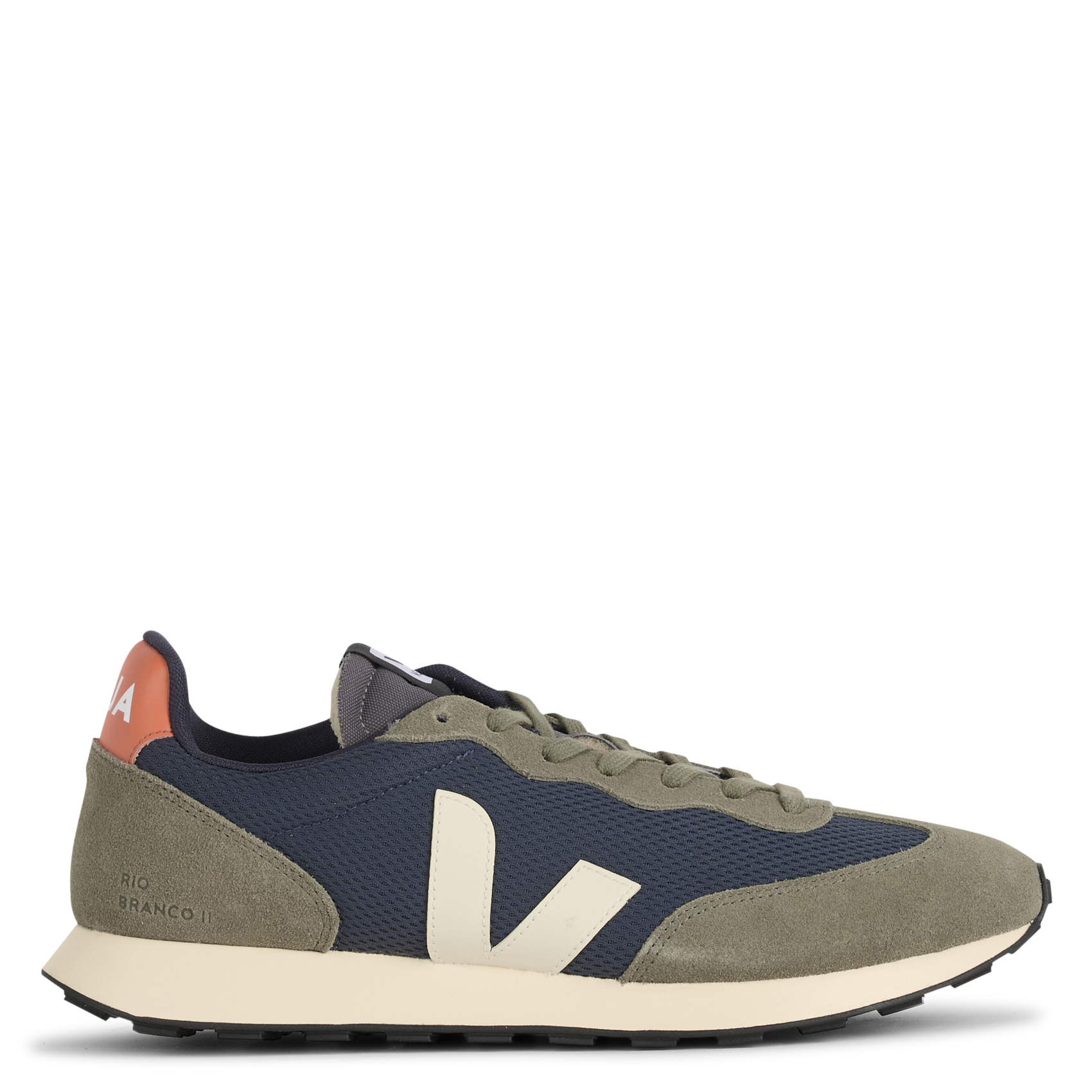 Baskets basses en fibres recyclées VEJA